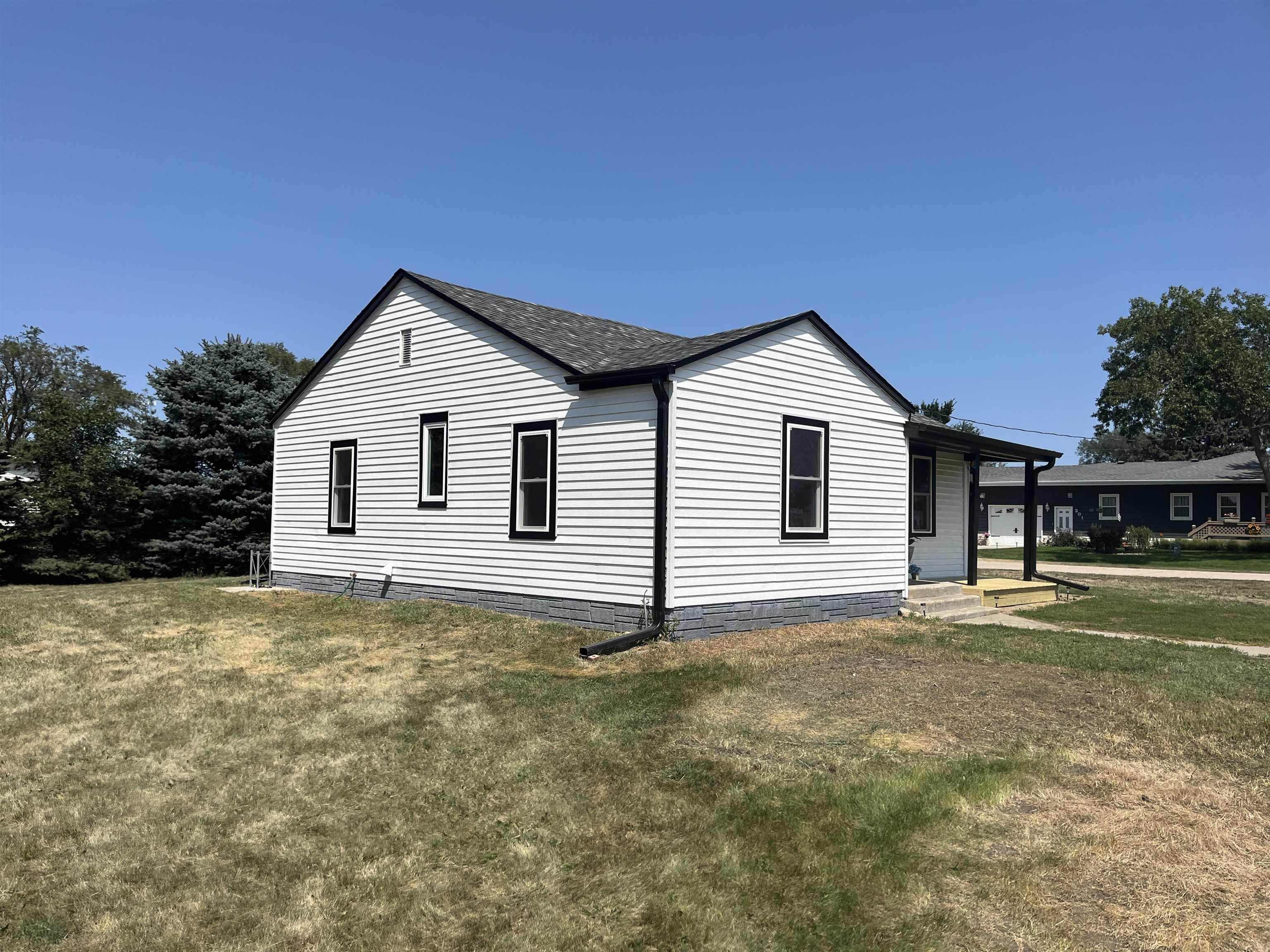 Plainview, Nebraska 68769, United States, 2 Bedrooms Bedrooms, ,1 BathroomBathrooms,Residential,Active,48694