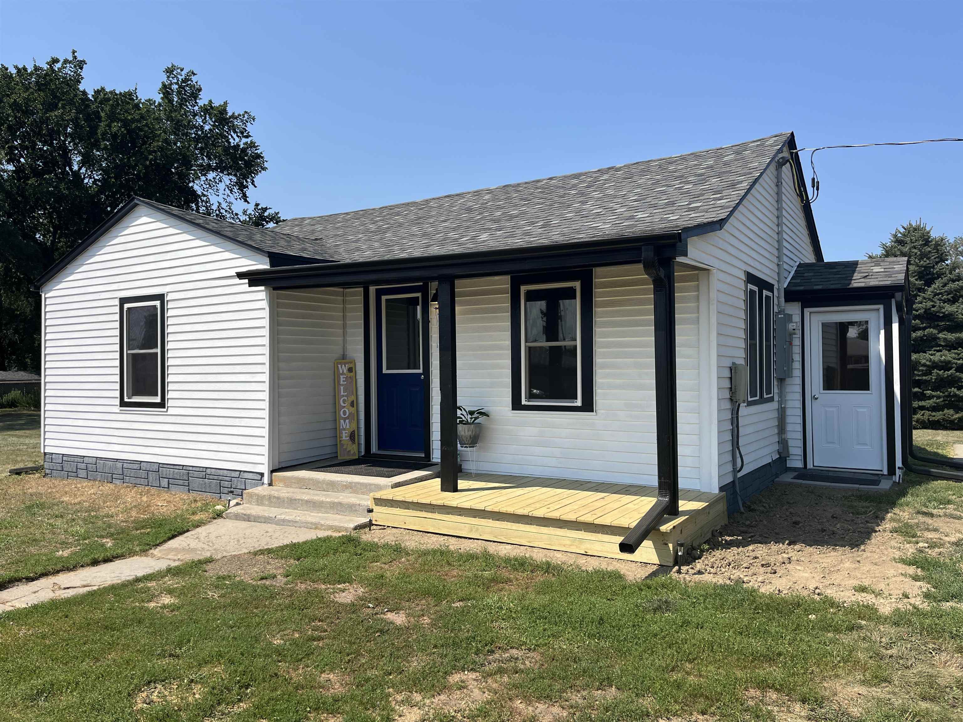 Plainview, Nebraska 68769, United States, 2 Bedrooms Bedrooms, ,1 BathroomBathrooms,Residential,Active,48694