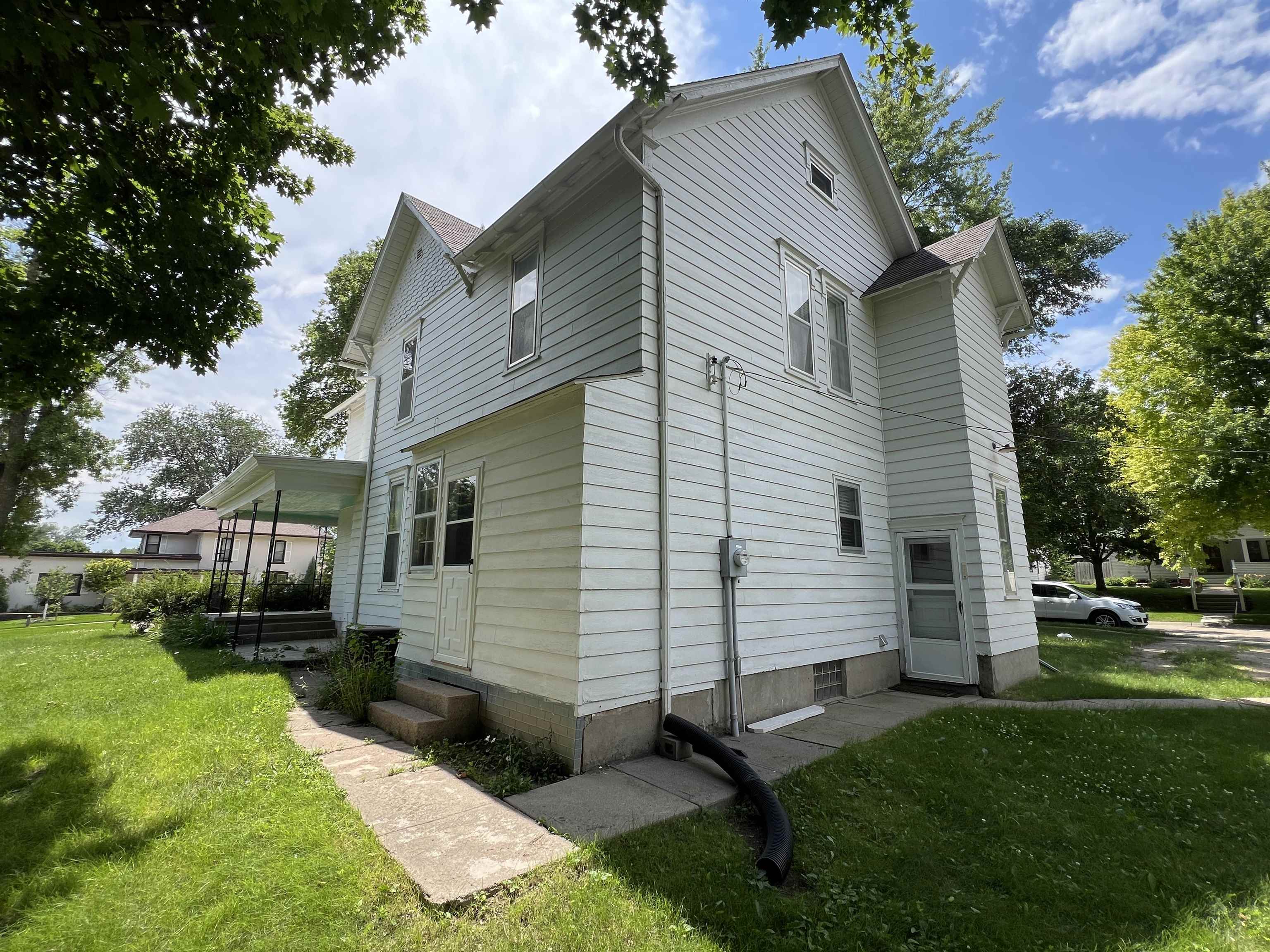 Hartington, Nebraska 68739, United States, 4 Bedrooms Bedrooms, ,2 BathroomsBathrooms,Residential,Active,53089