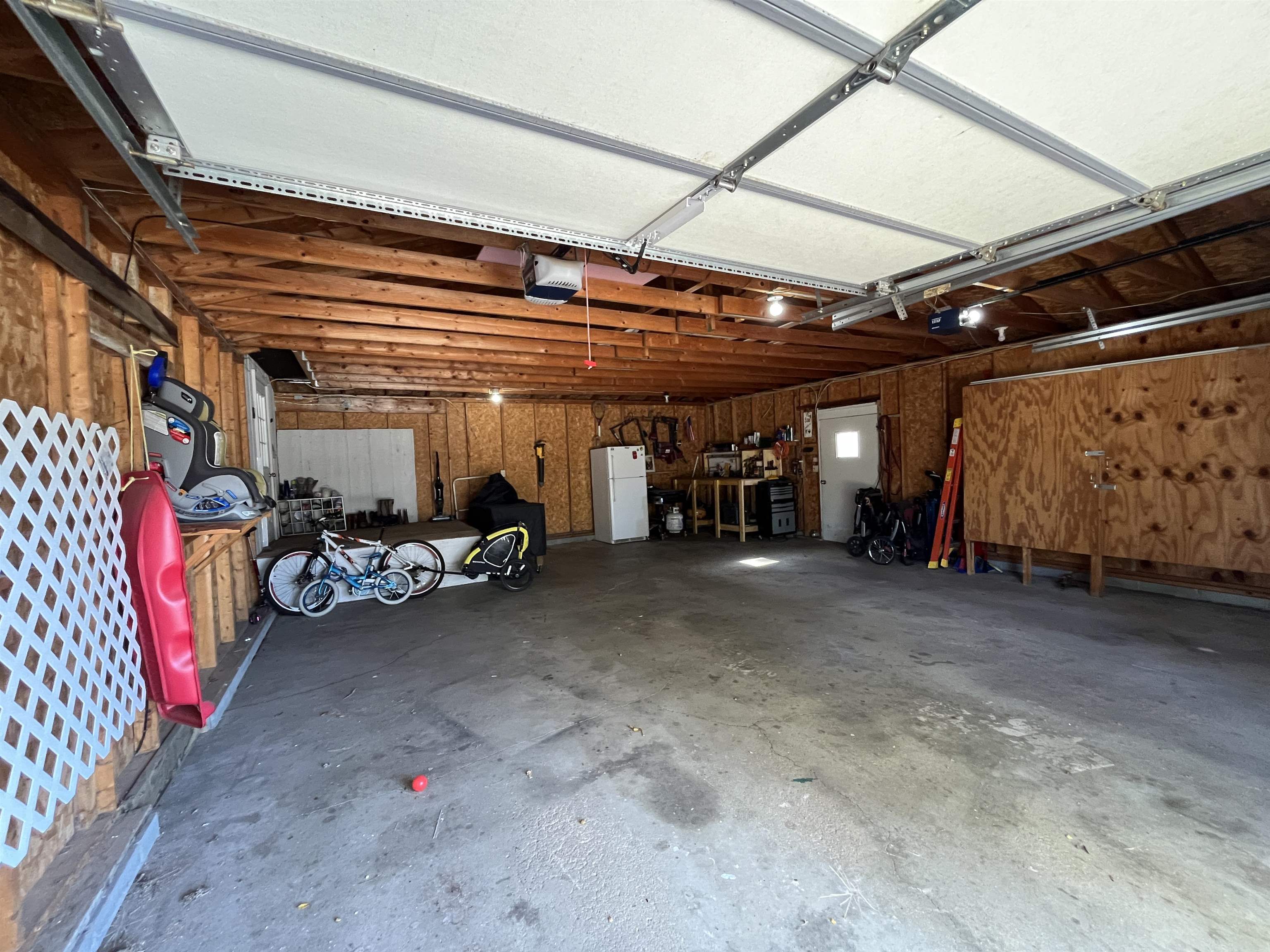 Pierce, Nebraska 68767, United States, 3 Bedrooms Bedrooms, ,2 BathroomsBathrooms,Residential,Pending,38579