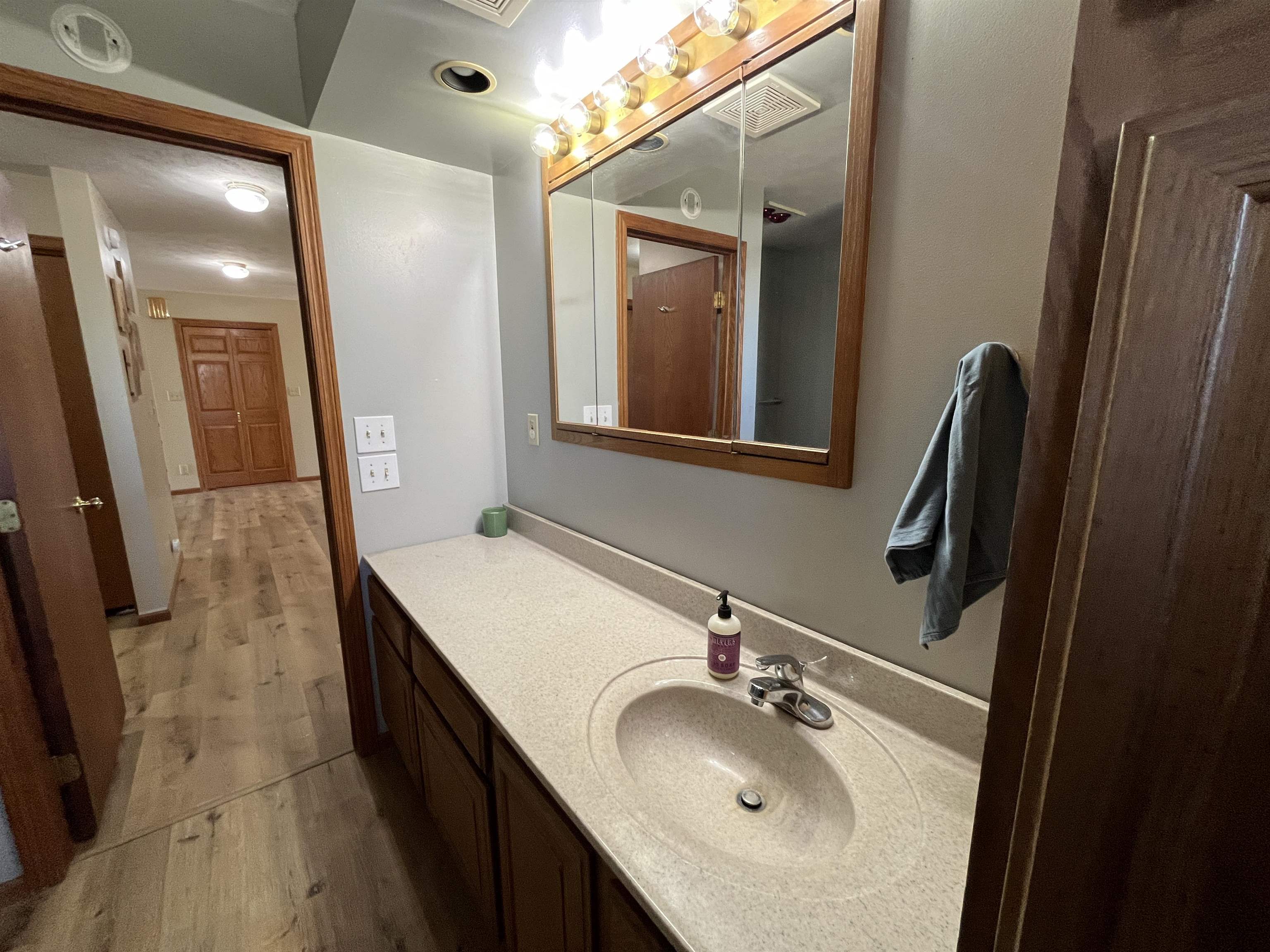 Pierce, Nebraska 68767, United States, 3 Bedrooms Bedrooms, ,2 BathroomsBathrooms,Residential,Pending,38579