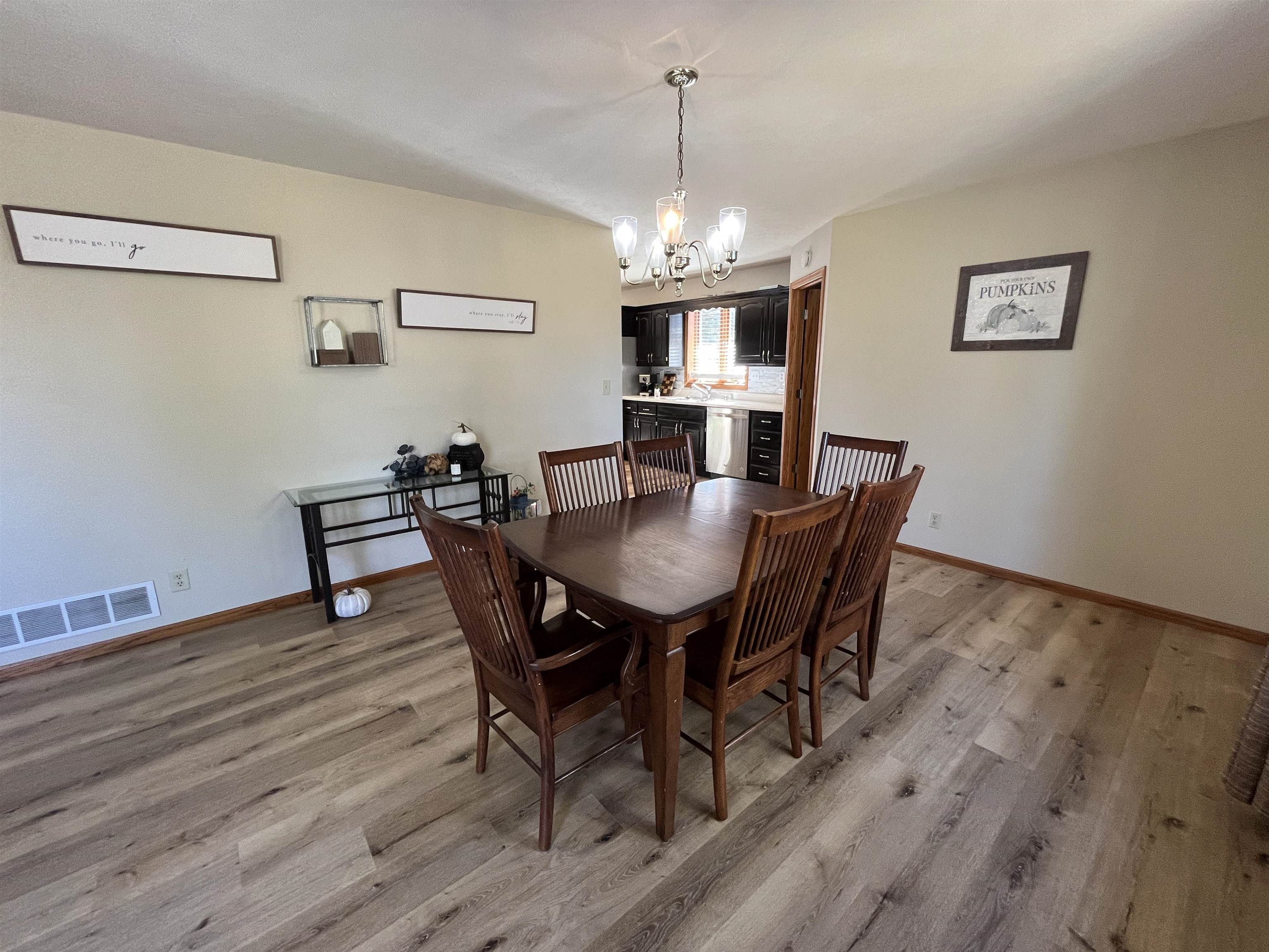 Pierce, Nebraska 68767, United States, 3 Bedrooms Bedrooms, ,2 BathroomsBathrooms,Residential,Pending,38579