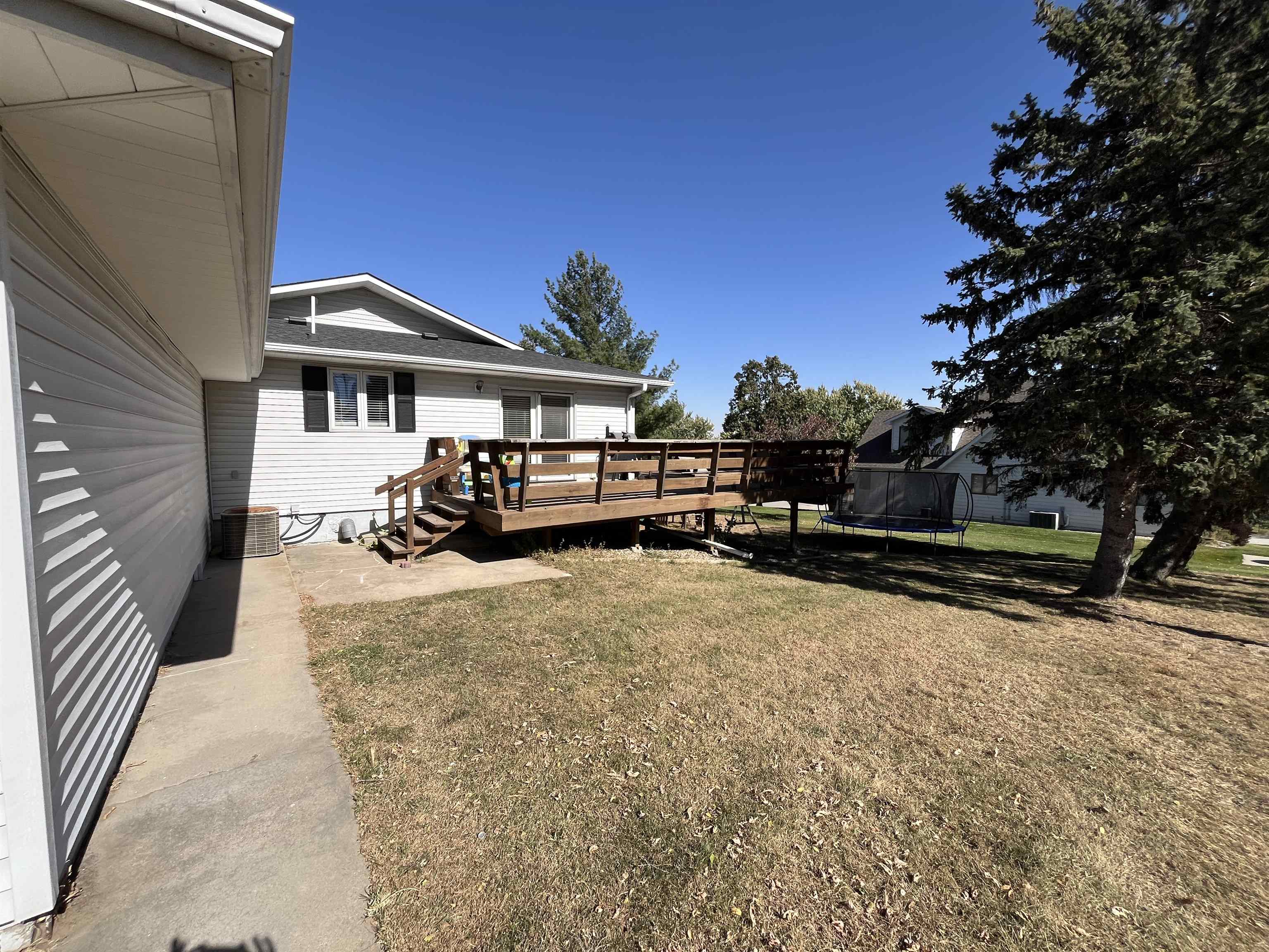 Pierce, Nebraska 68767, United States, 3 Bedrooms Bedrooms, ,2 BathroomsBathrooms,Residential,Pending,38579