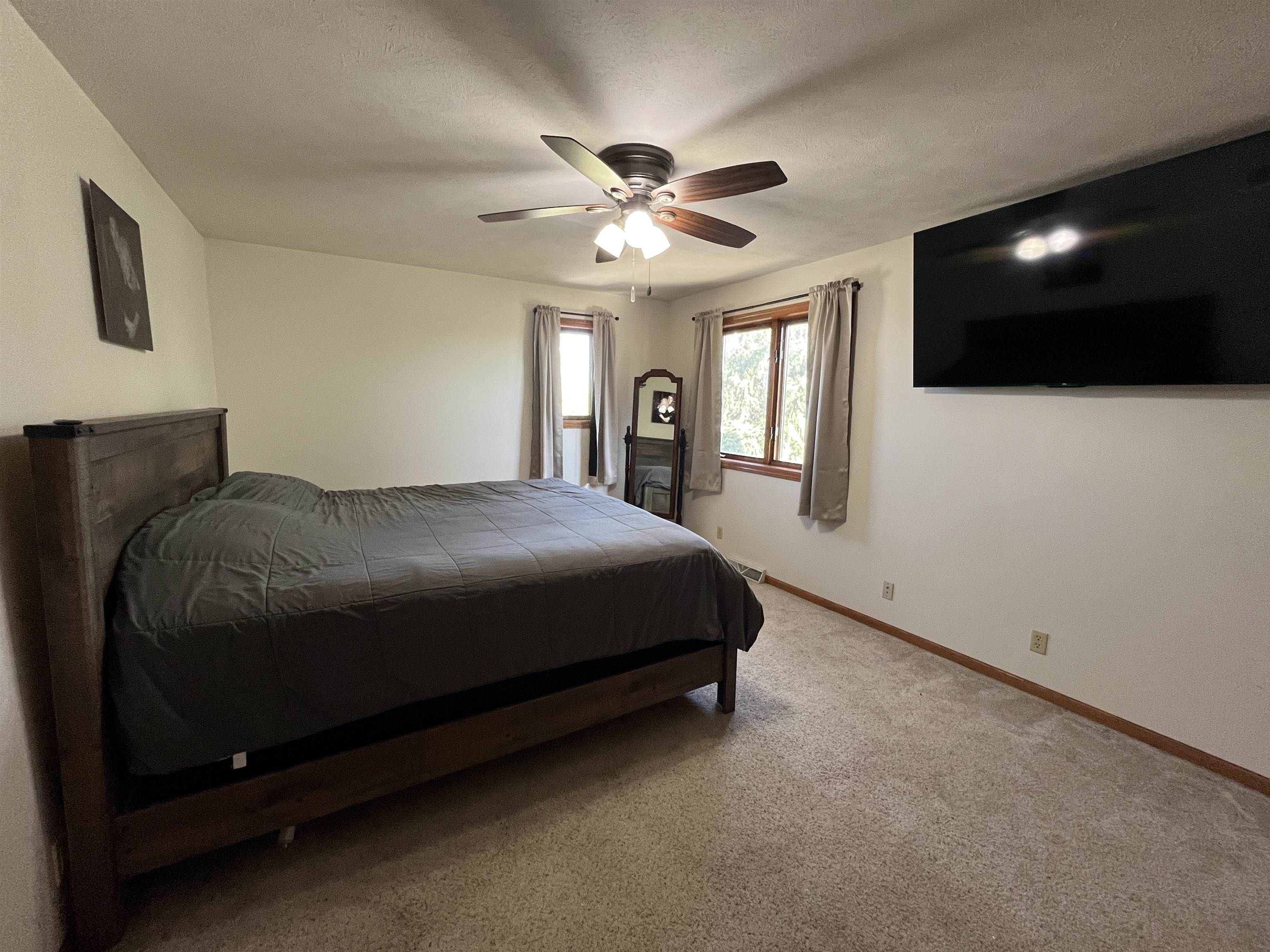 Pierce, Nebraska 68767, United States, 3 Bedrooms Bedrooms, ,2 BathroomsBathrooms,Residential,Pending,38579