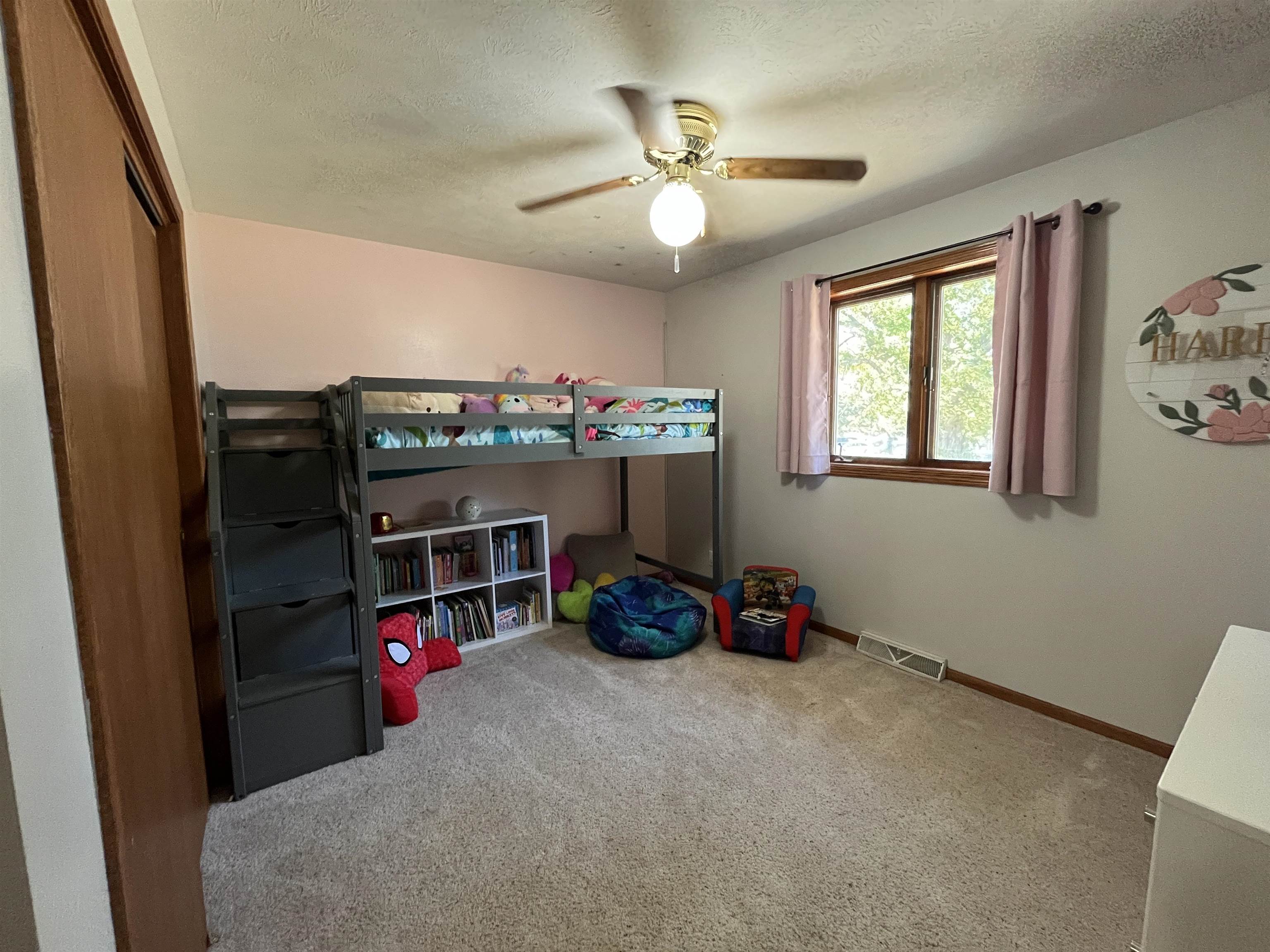 Pierce, Nebraska 68767, United States, 3 Bedrooms Bedrooms, ,2 BathroomsBathrooms,Residential,Pending,38579