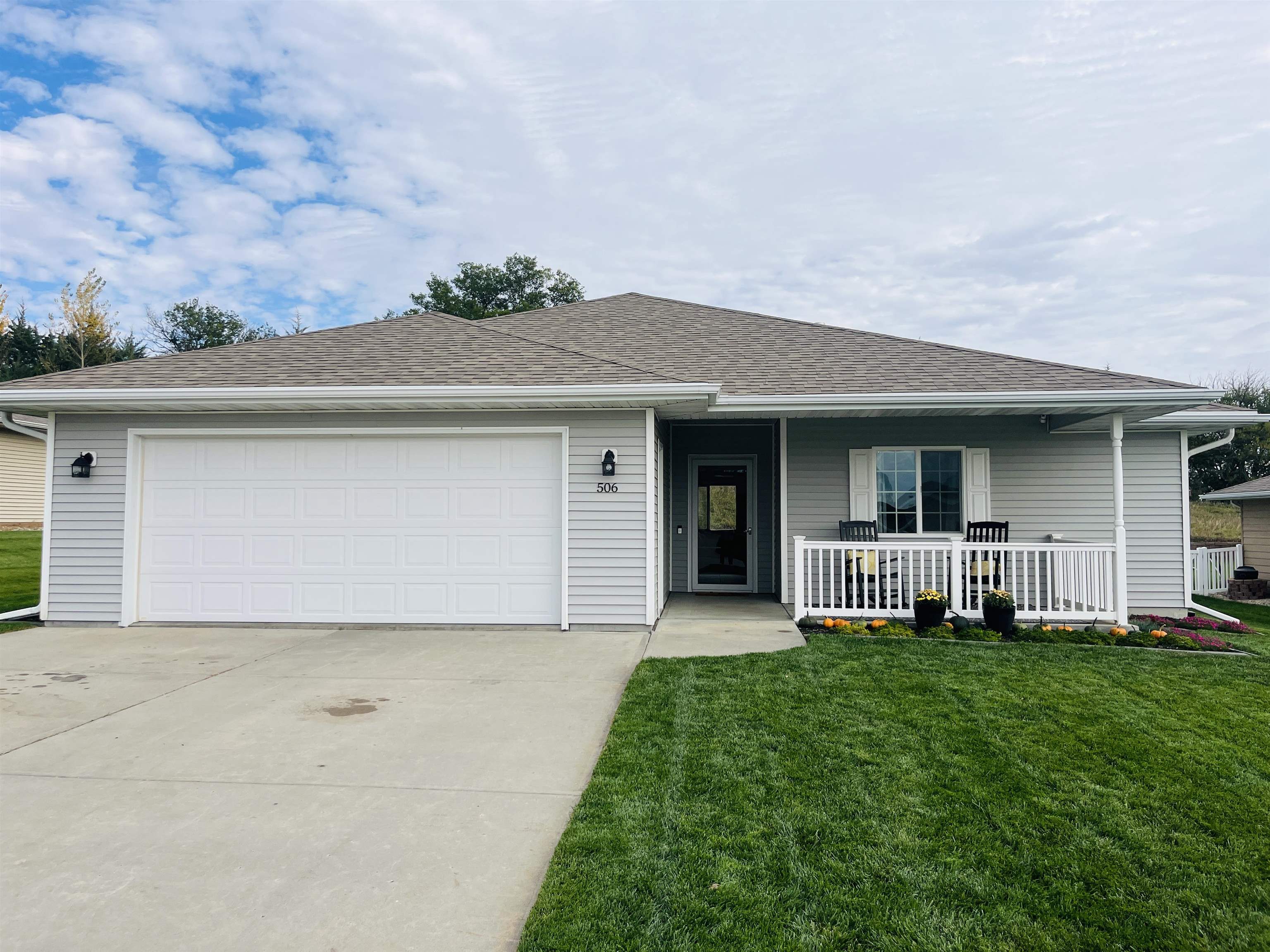 Norfolk, Nebraska 68701, United States, 2 Bedrooms Bedrooms, ,2 BathroomsBathrooms,Residential,Active,226899