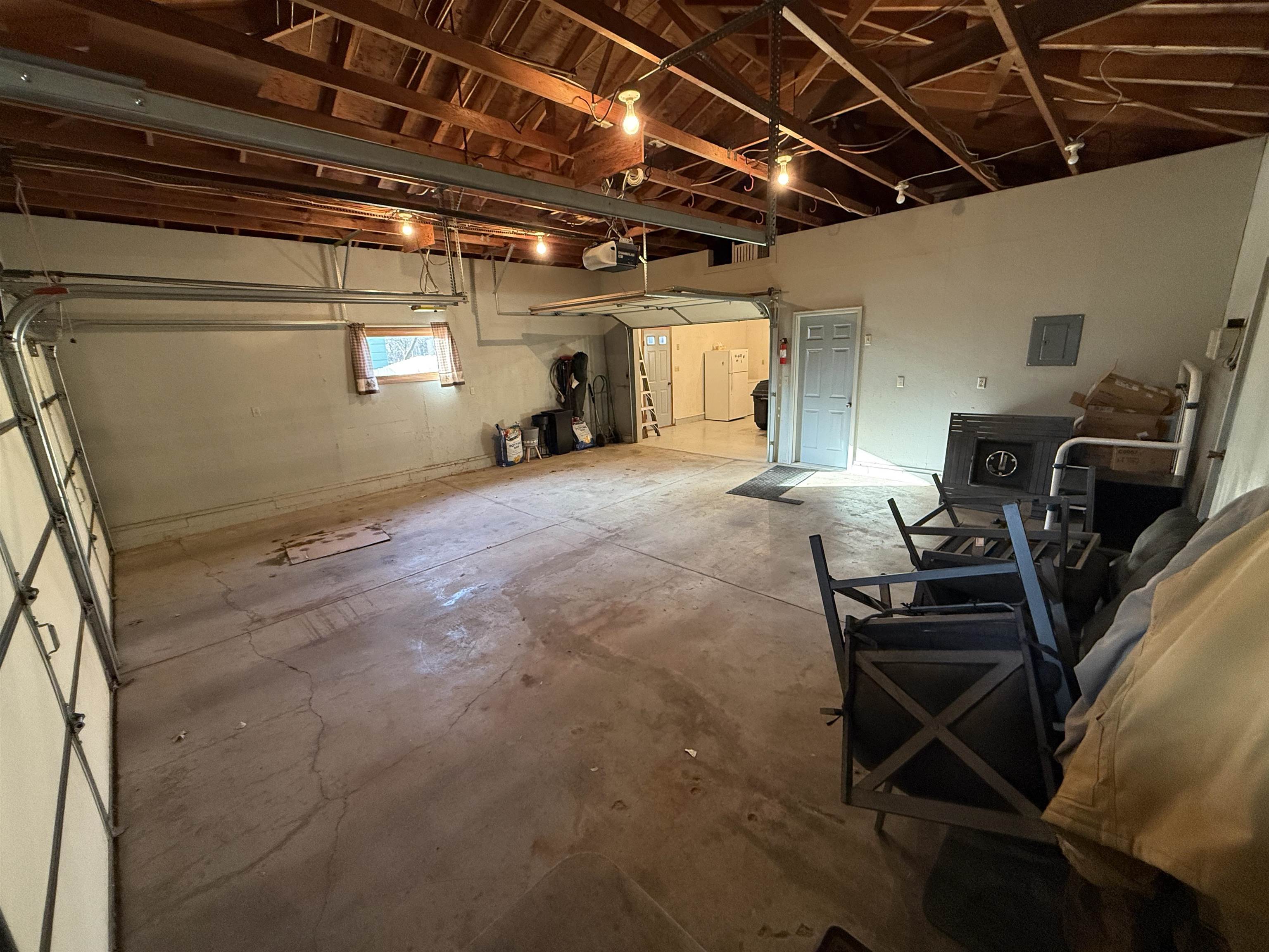 Scribner, Nebraska 68057, United States, 2 Bedrooms Bedrooms, ,2 BathroomsBathrooms,Residential,Pending,25452