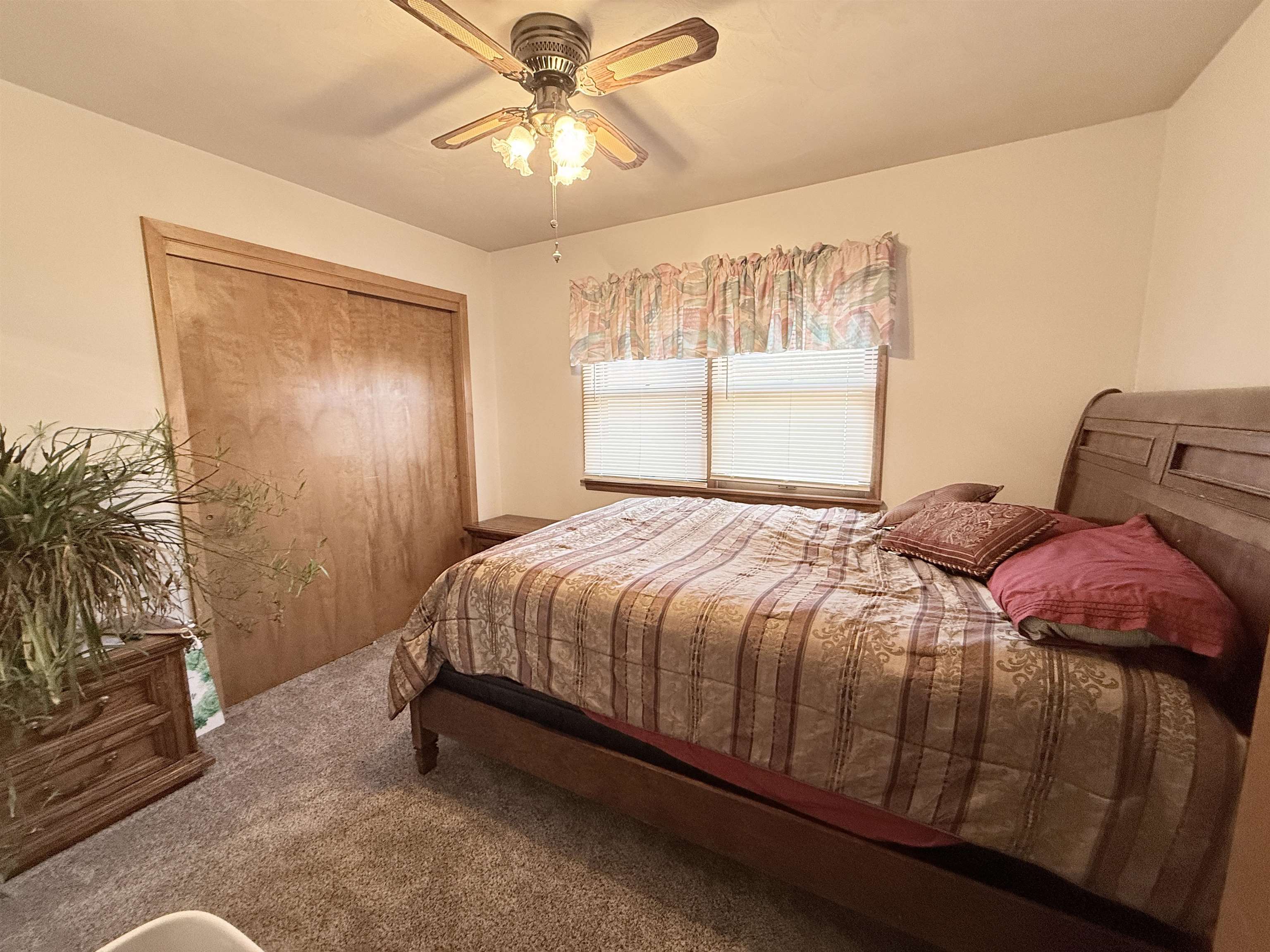 Scribner, Nebraska 68057, United States, 2 Bedrooms Bedrooms, ,2 BathroomsBathrooms,Residential,Pending,25452