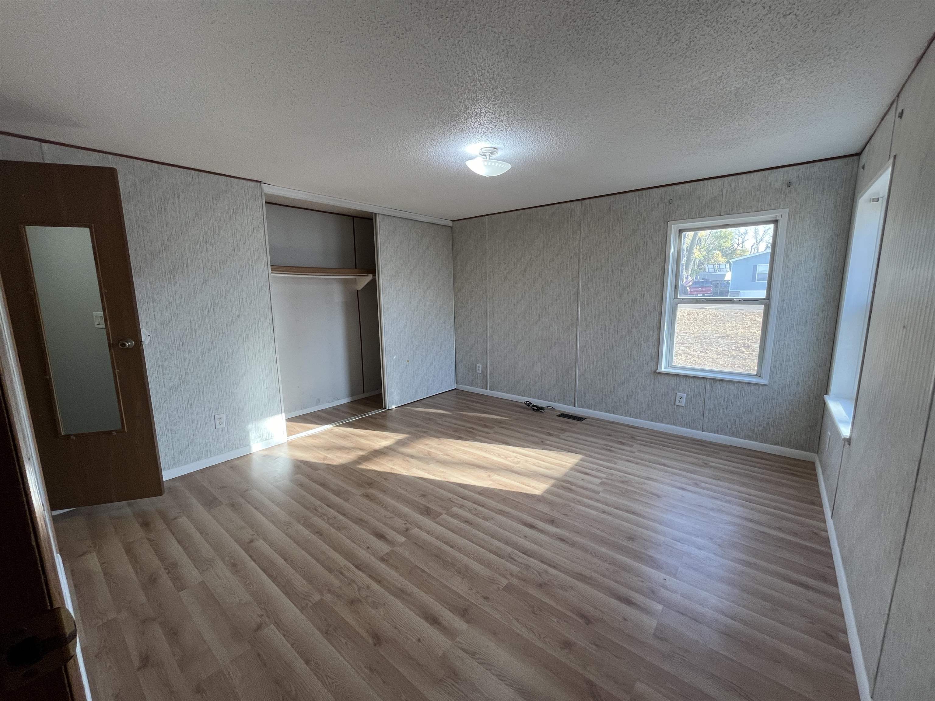 Norfolk, Nebraska 68701, United States, 3 Bedrooms Bedrooms, ,2 BathroomsBathrooms,Residential,Active,36102