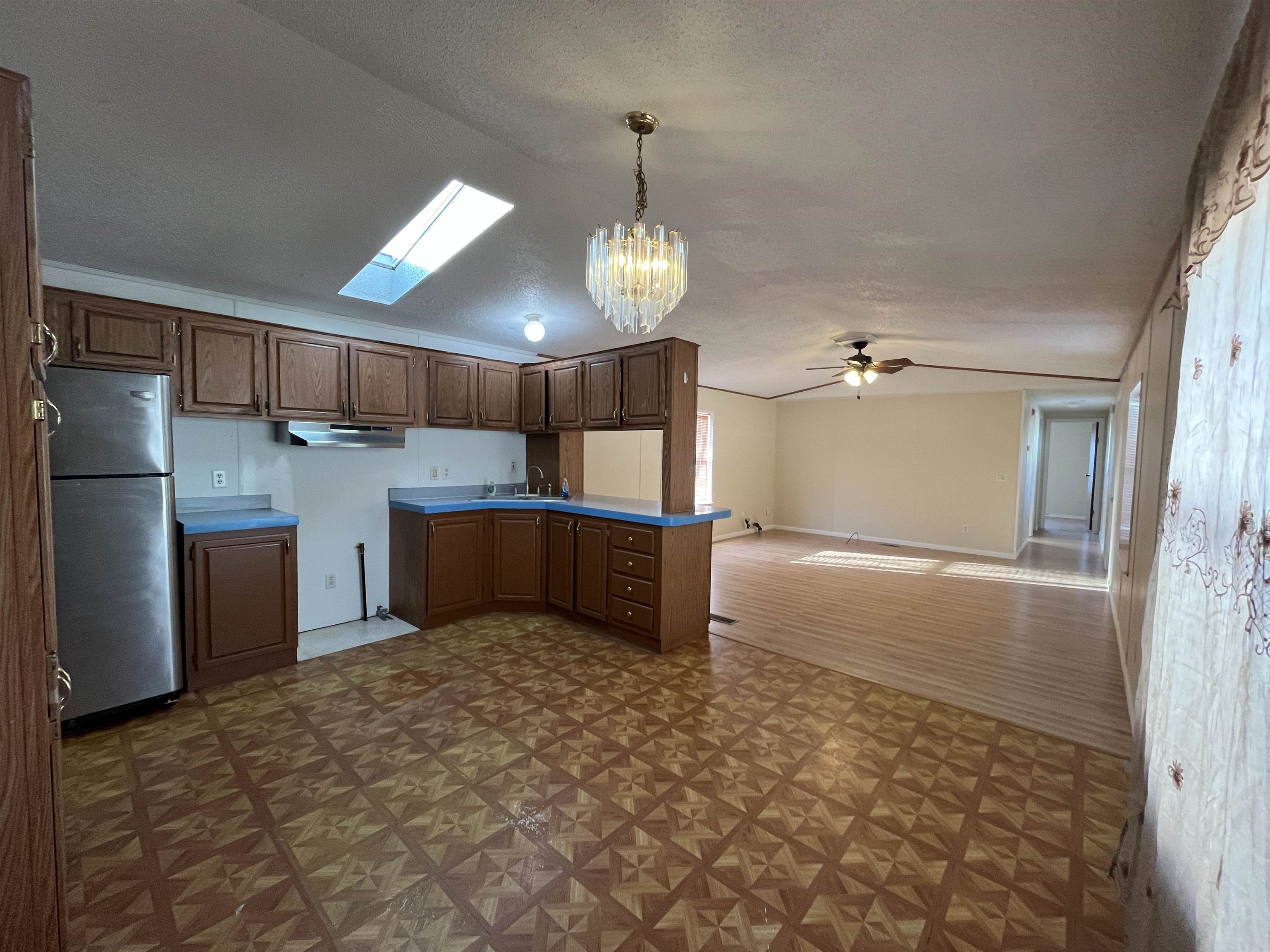 Norfolk, Nebraska 68701, United States, 3 Bedrooms Bedrooms, ,2 BathroomsBathrooms,Residential,Active,36102