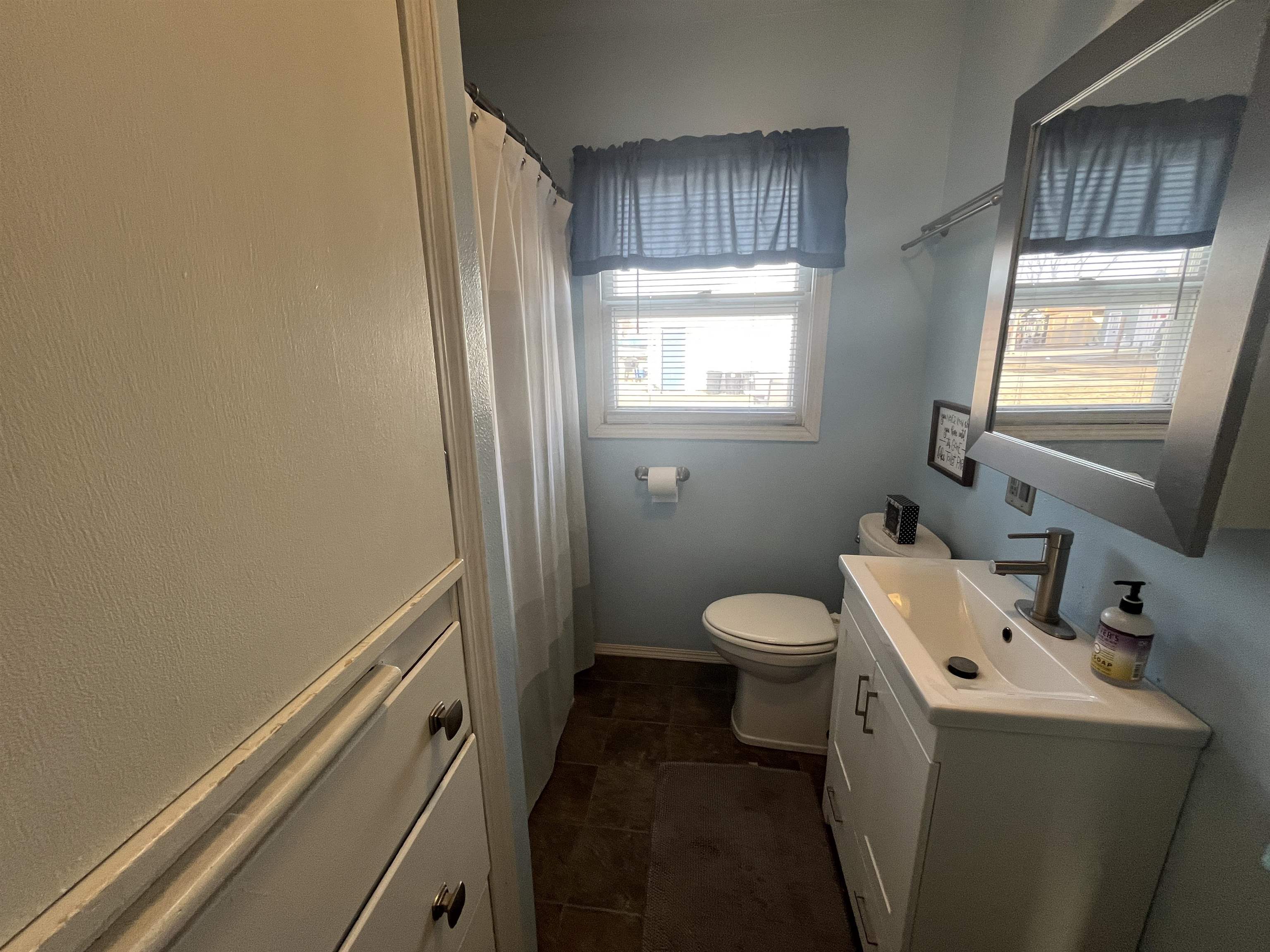 Pierce, Nebraska 68767, United States, 2 Bedrooms Bedrooms, ,1 BathroomBathrooms,Residential,Pending,85602