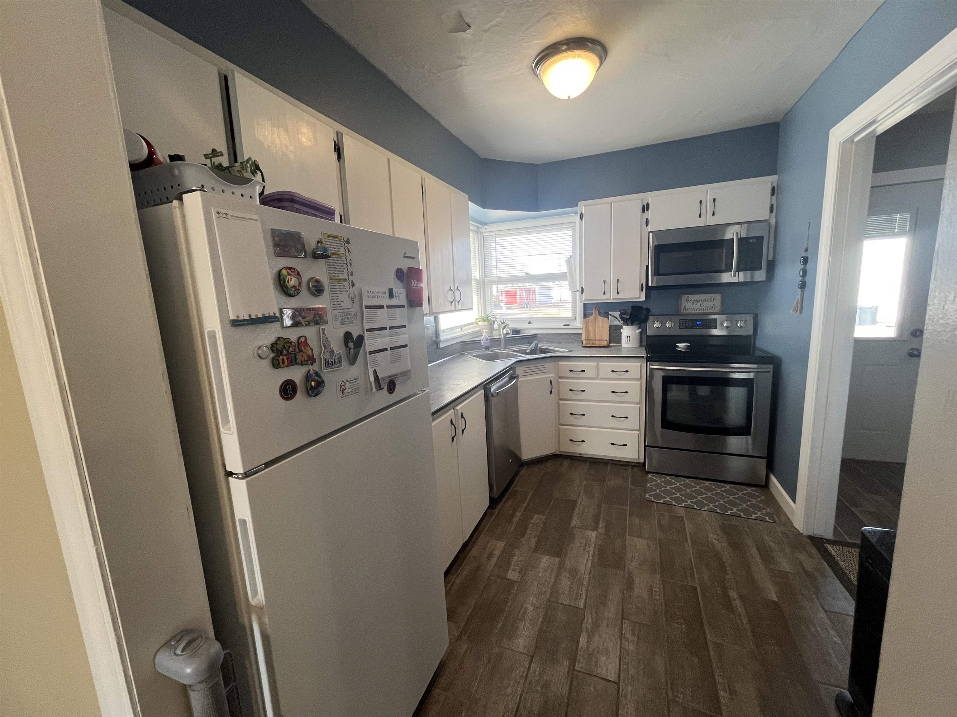 Pierce, Nebraska 68767, United States, 2 Bedrooms Bedrooms, ,1 BathroomBathrooms,Residential,Pending,85602