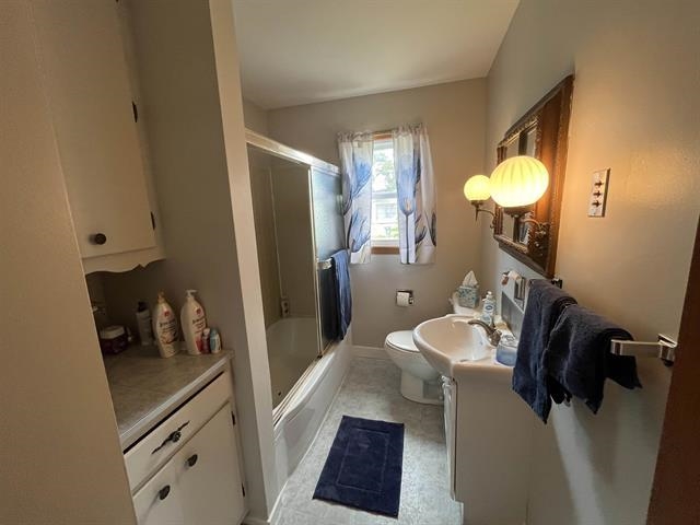 Norfolk, Nebraska 68701, United States, 3 Bedrooms Bedrooms, ,1 BathroomBathrooms,Residential,Active,82522