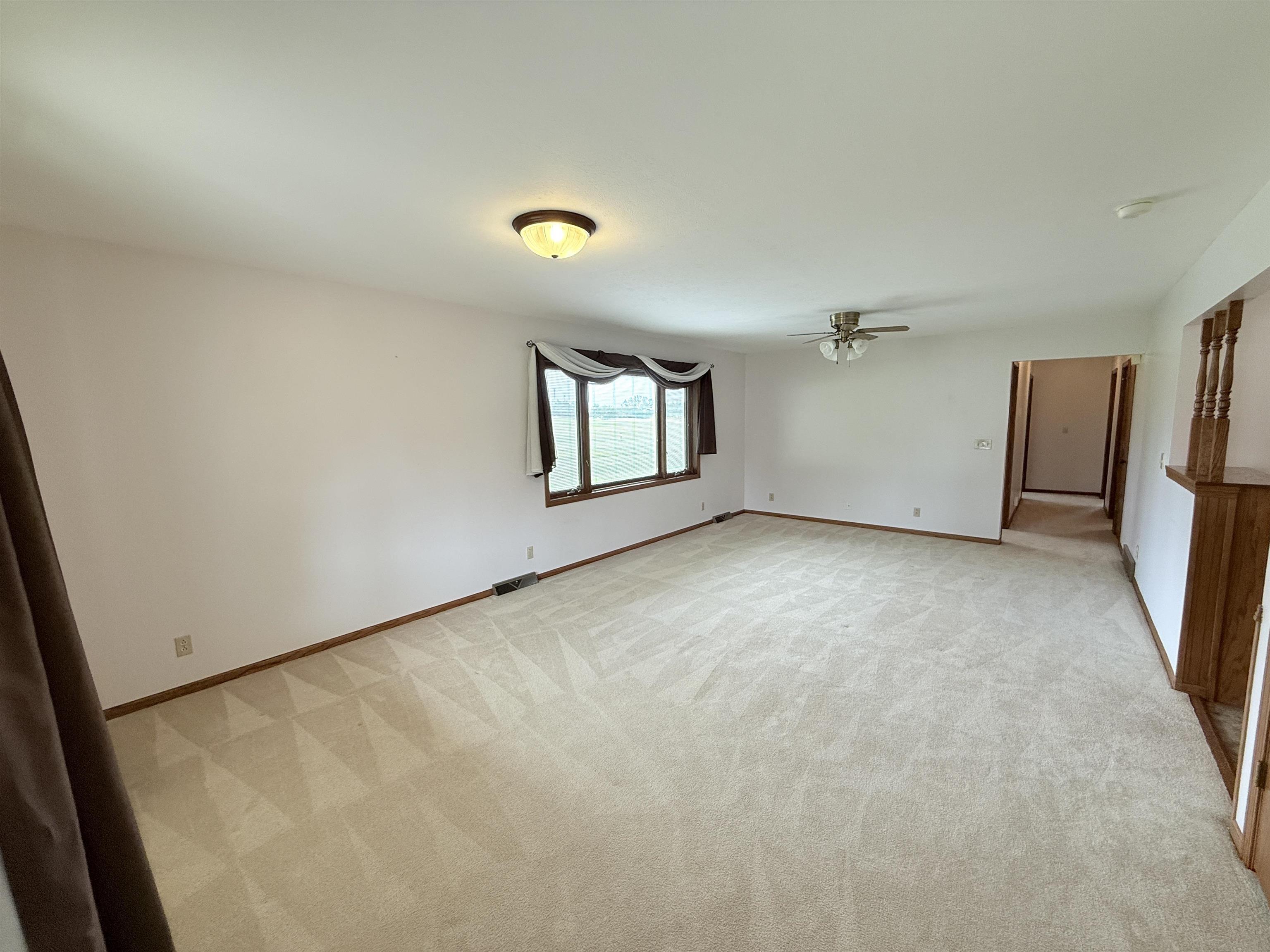 Pierce, Nebraska 68767, United States, 3 Bedrooms Bedrooms, ,2 BathroomsBathrooms,Residential,Active,189353