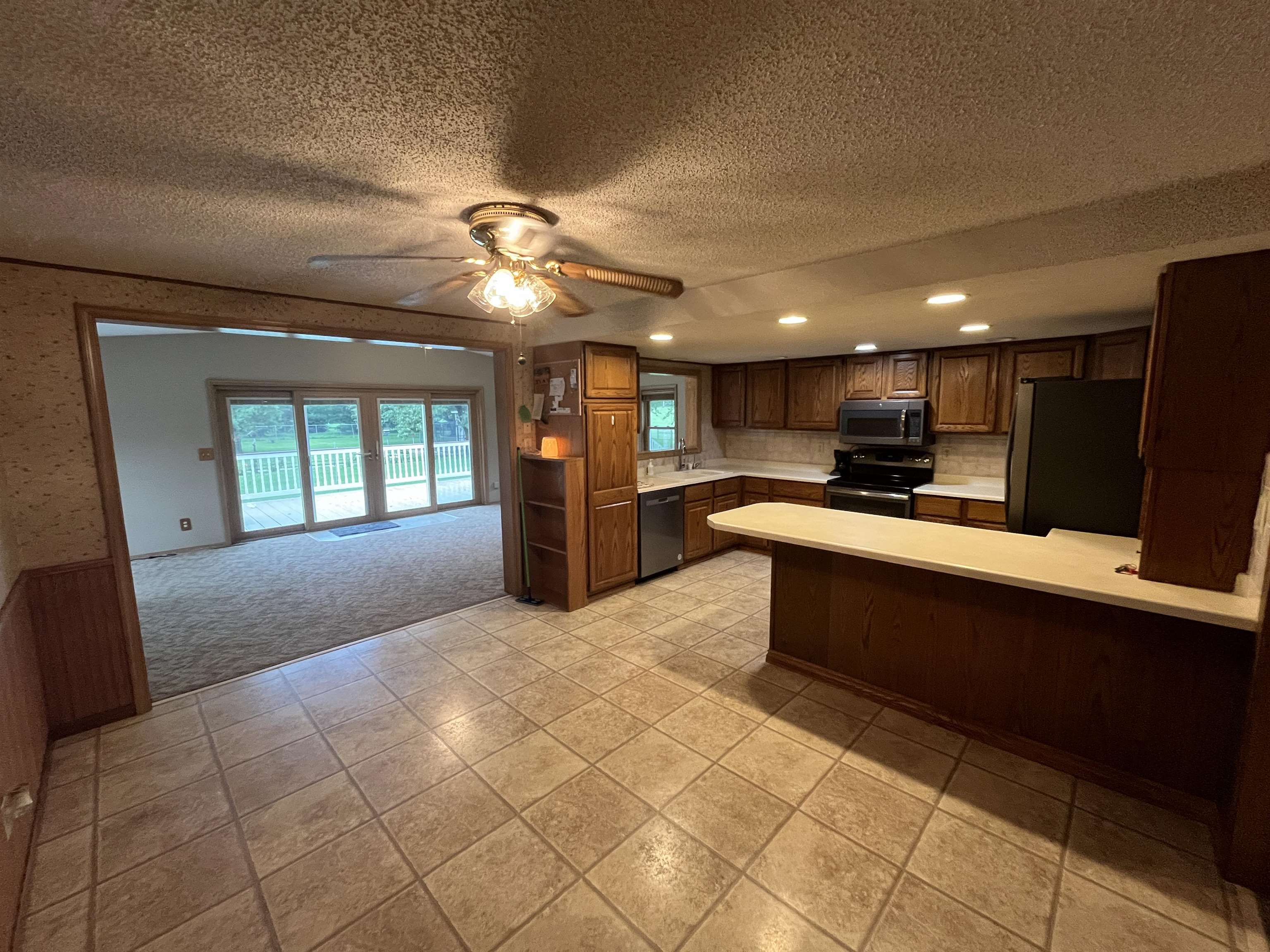 Crofton, Nebraska 68730, United States, 5 Bedrooms Bedrooms, ,3 BathroomsBathrooms,Land,Active,173910