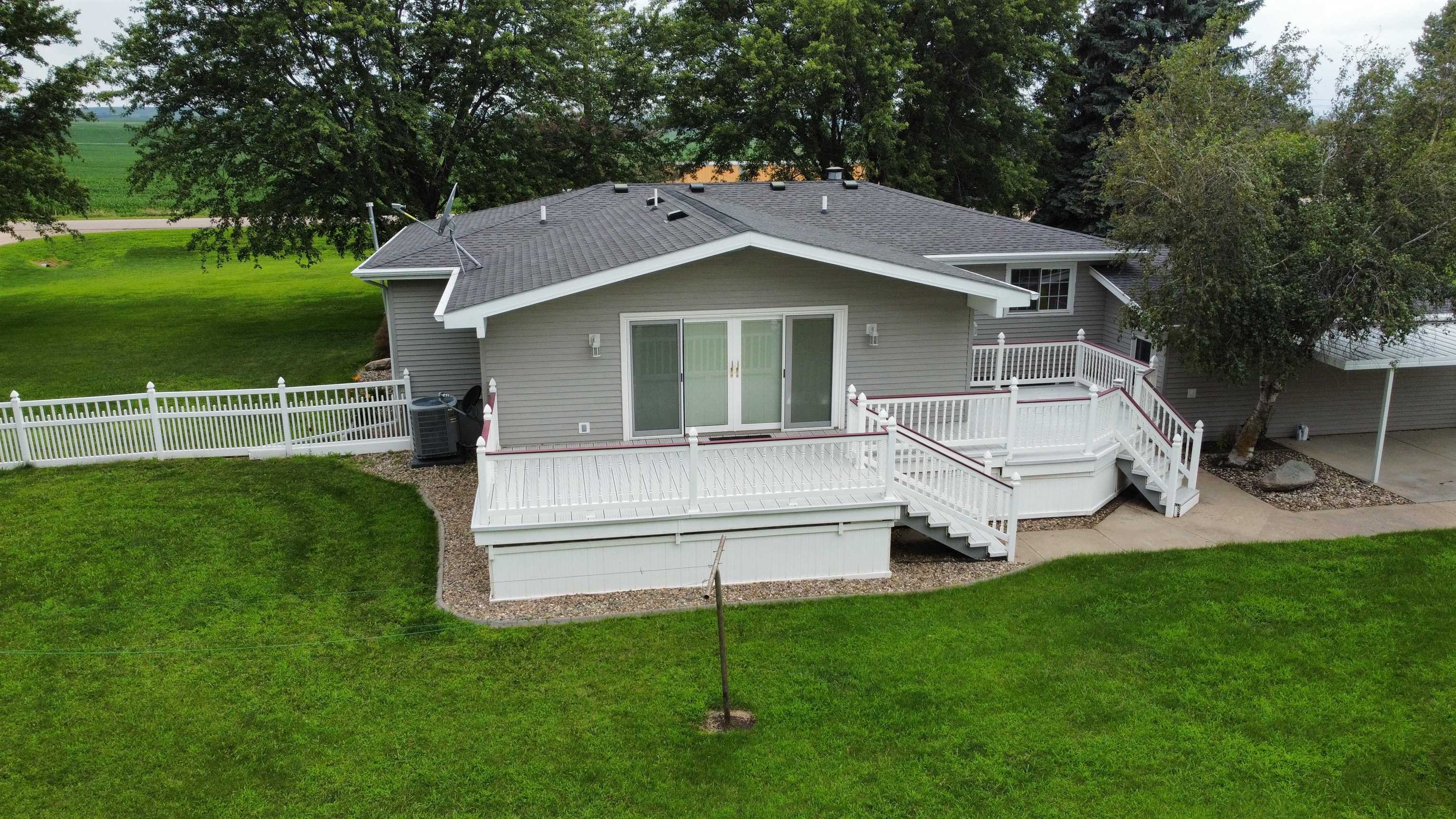 Crofton, Nebraska 68730, United States, 5 Bedrooms Bedrooms, ,3 BathroomsBathrooms,Land,Active,173910