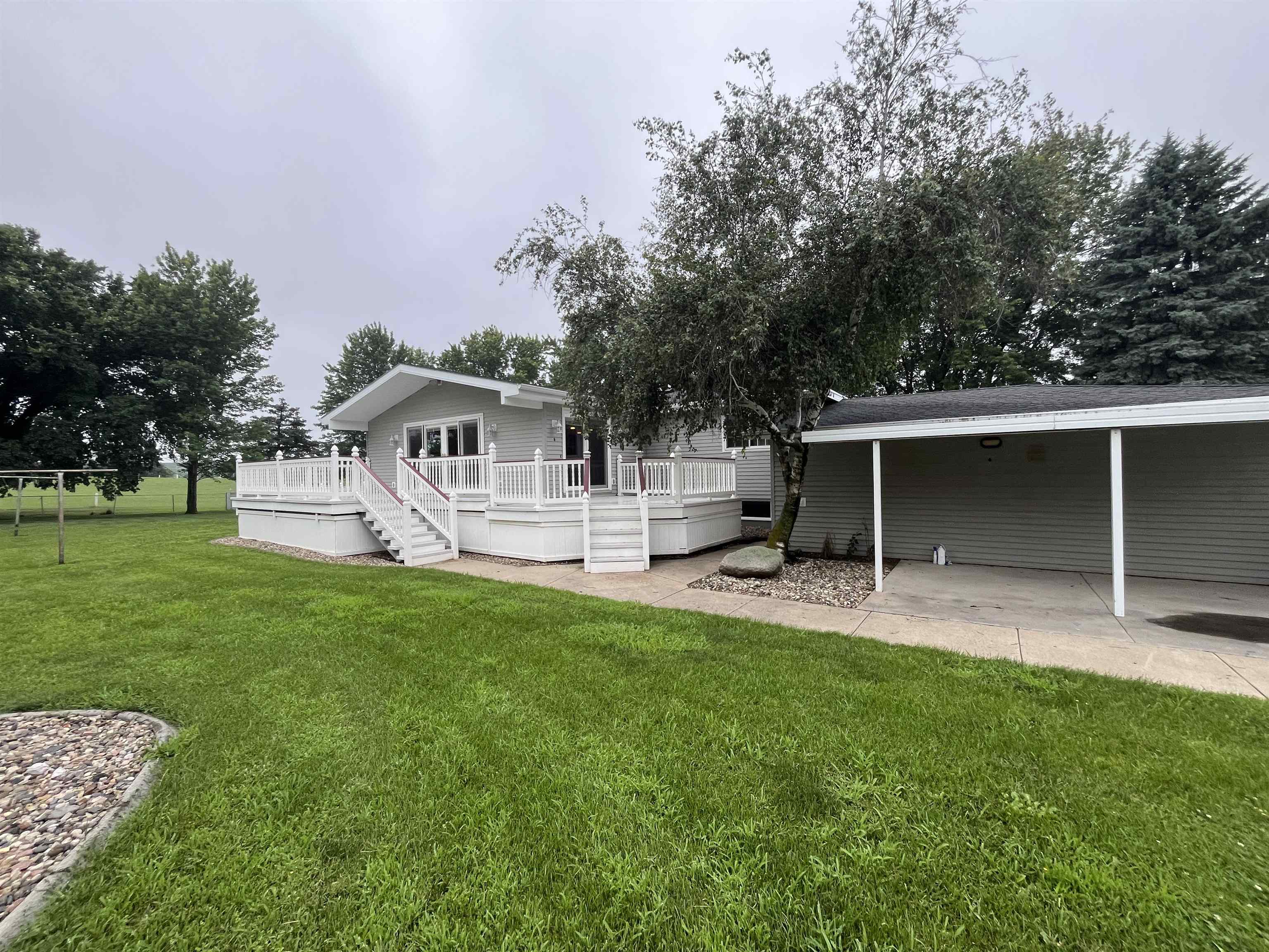 Crofton, Nebraska 68730, United States, 5 Bedrooms Bedrooms, ,3 BathroomsBathrooms,Land,Active,173910