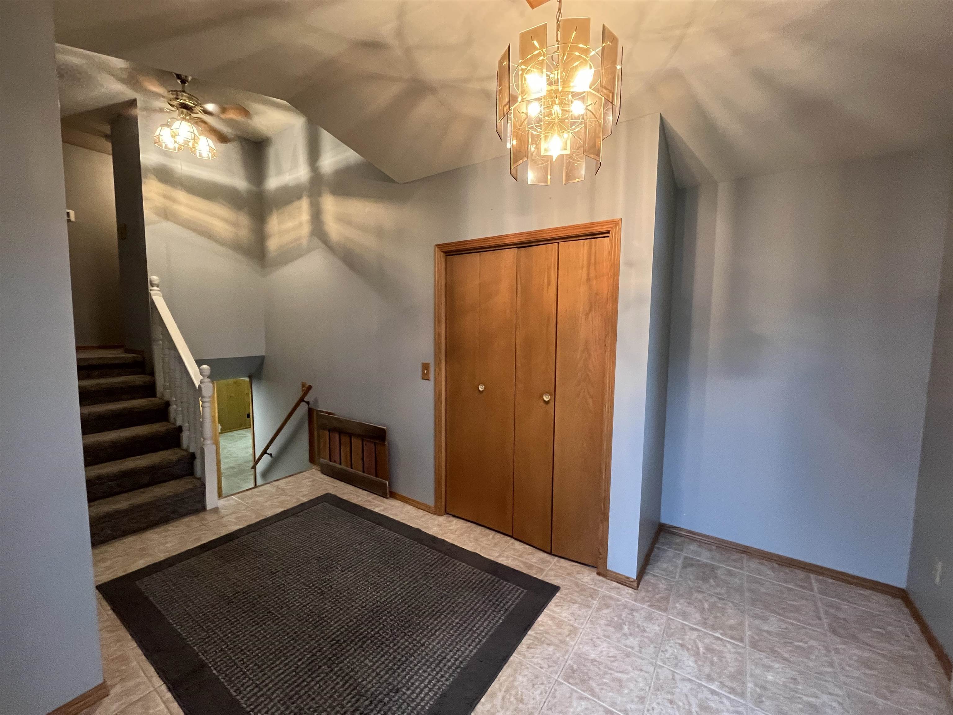 Crofton, Nebraska 68730, United States, 5 Bedrooms Bedrooms, ,3 BathroomsBathrooms,Land,Active,173910