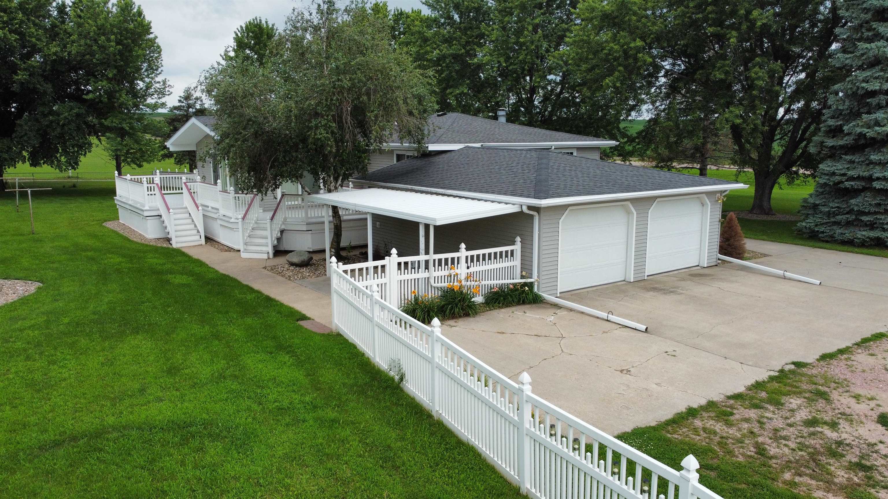 Crofton, Nebraska 68730, United States, 5 Bedrooms Bedrooms, ,3 BathroomsBathrooms,Land,Active,173910