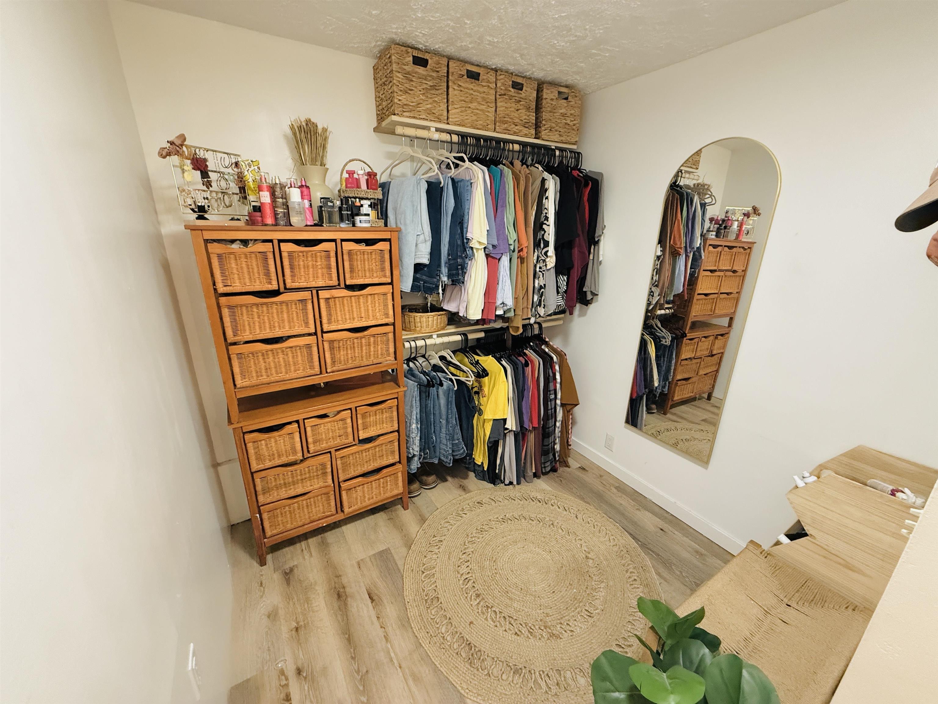 Neligh, Nebraska 68756, United States, 3 Bedrooms Bedrooms, ,2 BathroomsBathrooms,Residential,Active,142769