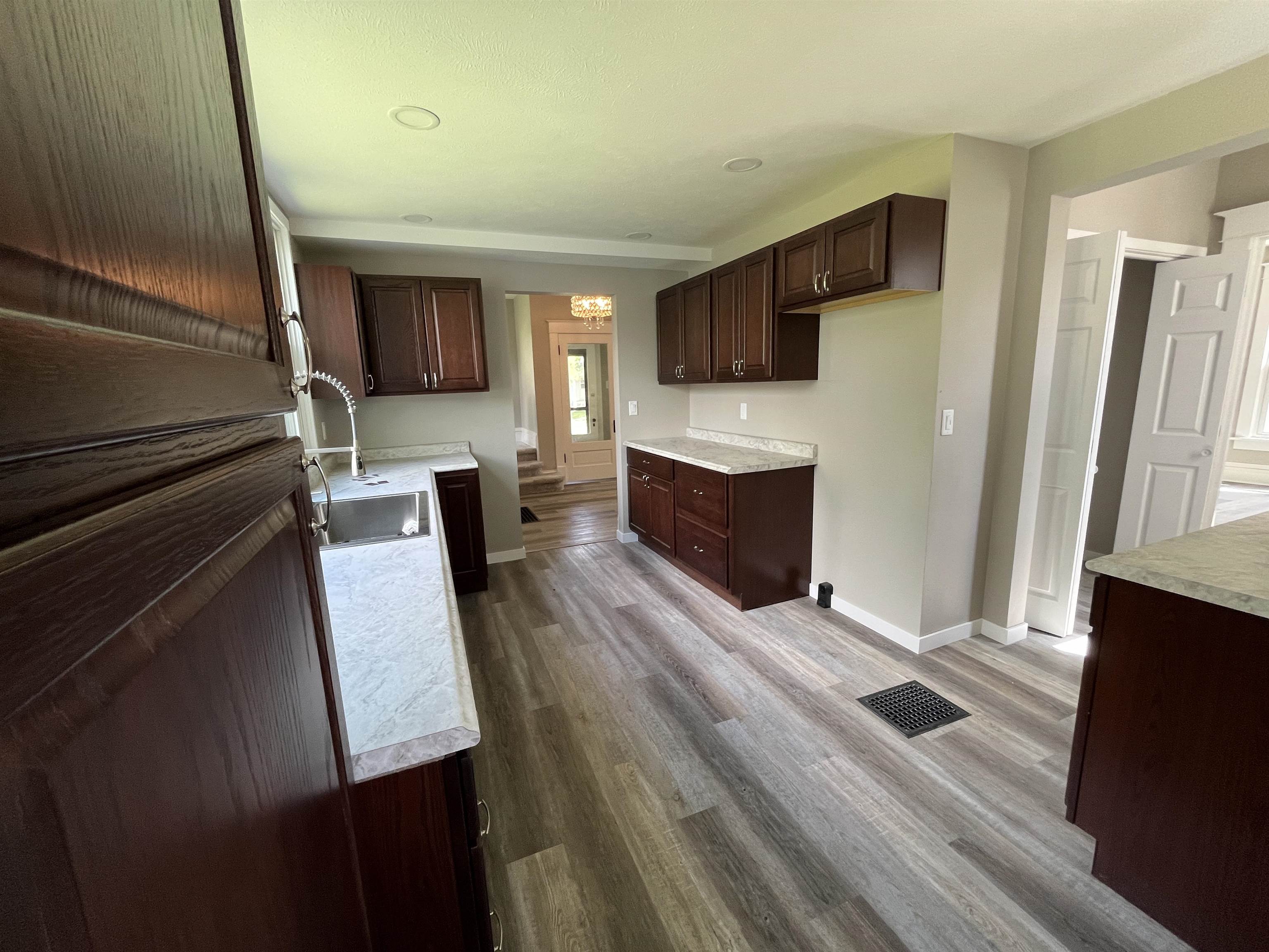 Norfolk, Nebraska 68701, United States, 3 Bedrooms Bedrooms, ,3 BathroomsBathrooms,Residential,Active,110393