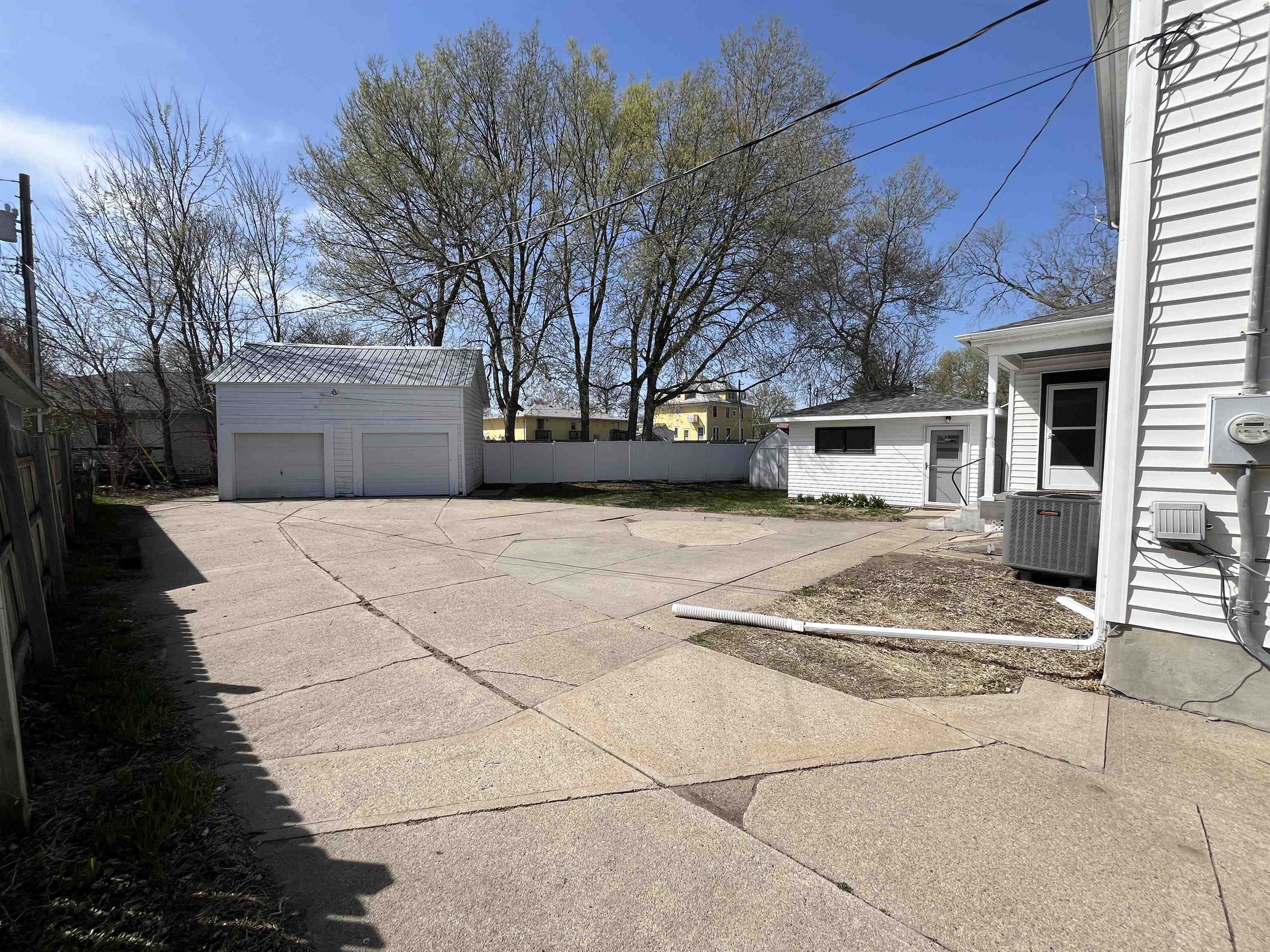 Norfolk, Nebraska 68701, United States, 3 Bedrooms Bedrooms, ,3 BathroomsBathrooms,Residential,Active,110393