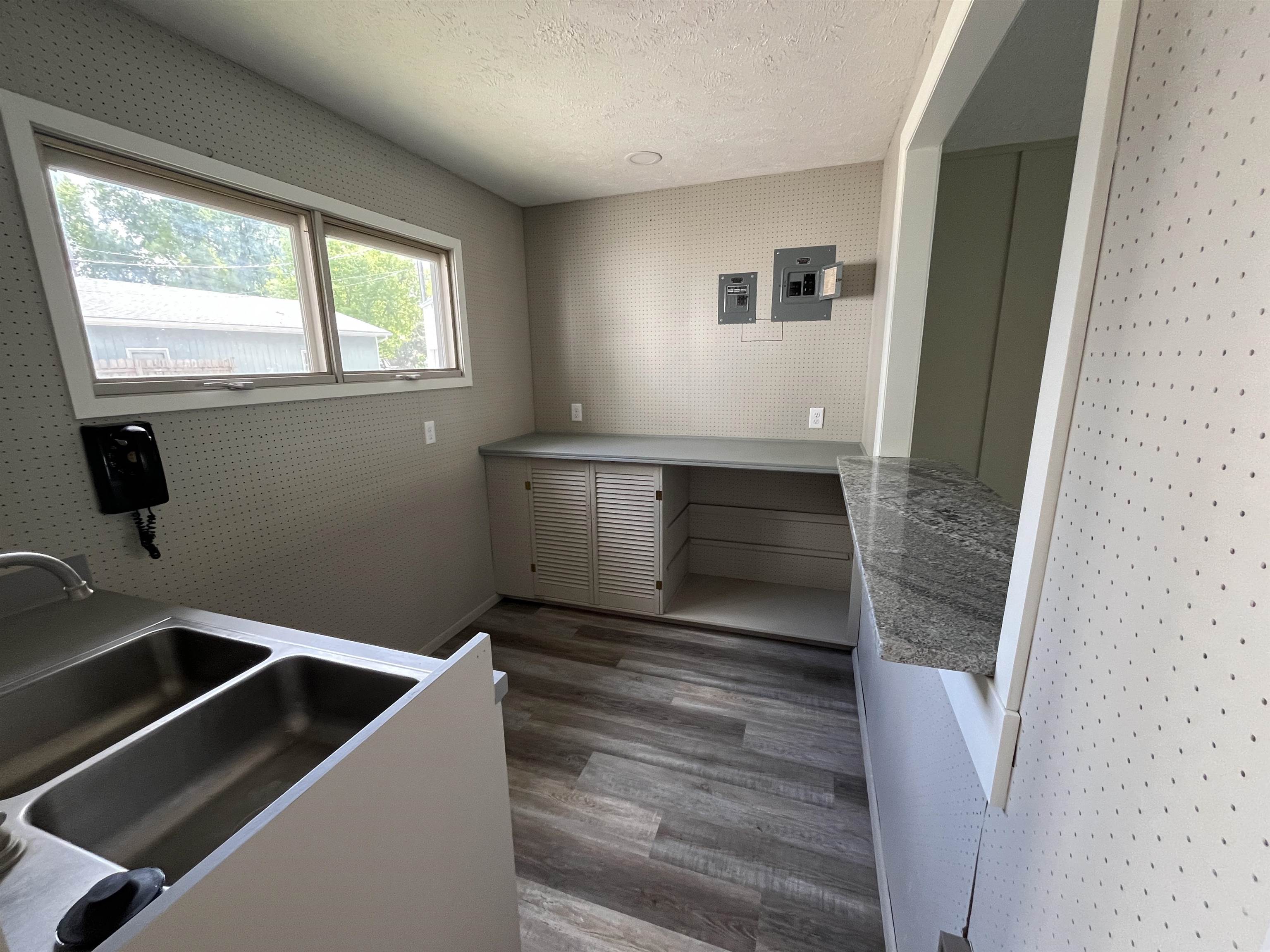 Norfolk, Nebraska 68701, United States, 3 Bedrooms Bedrooms, ,3 BathroomsBathrooms,Residential,Active,110393