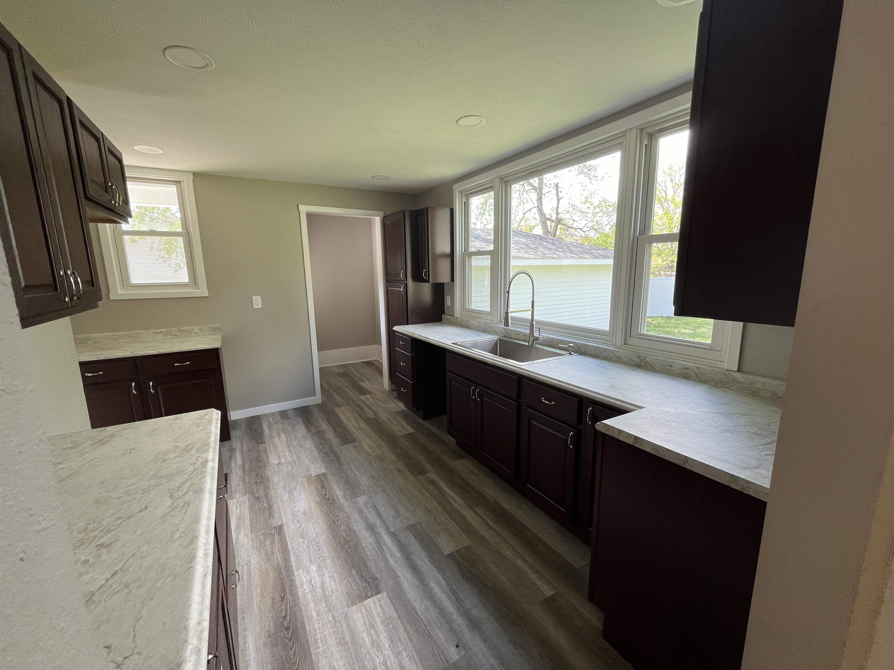 Norfolk, Nebraska 68701, United States, 3 Bedrooms Bedrooms, ,3 BathroomsBathrooms,Residential,Active,110393