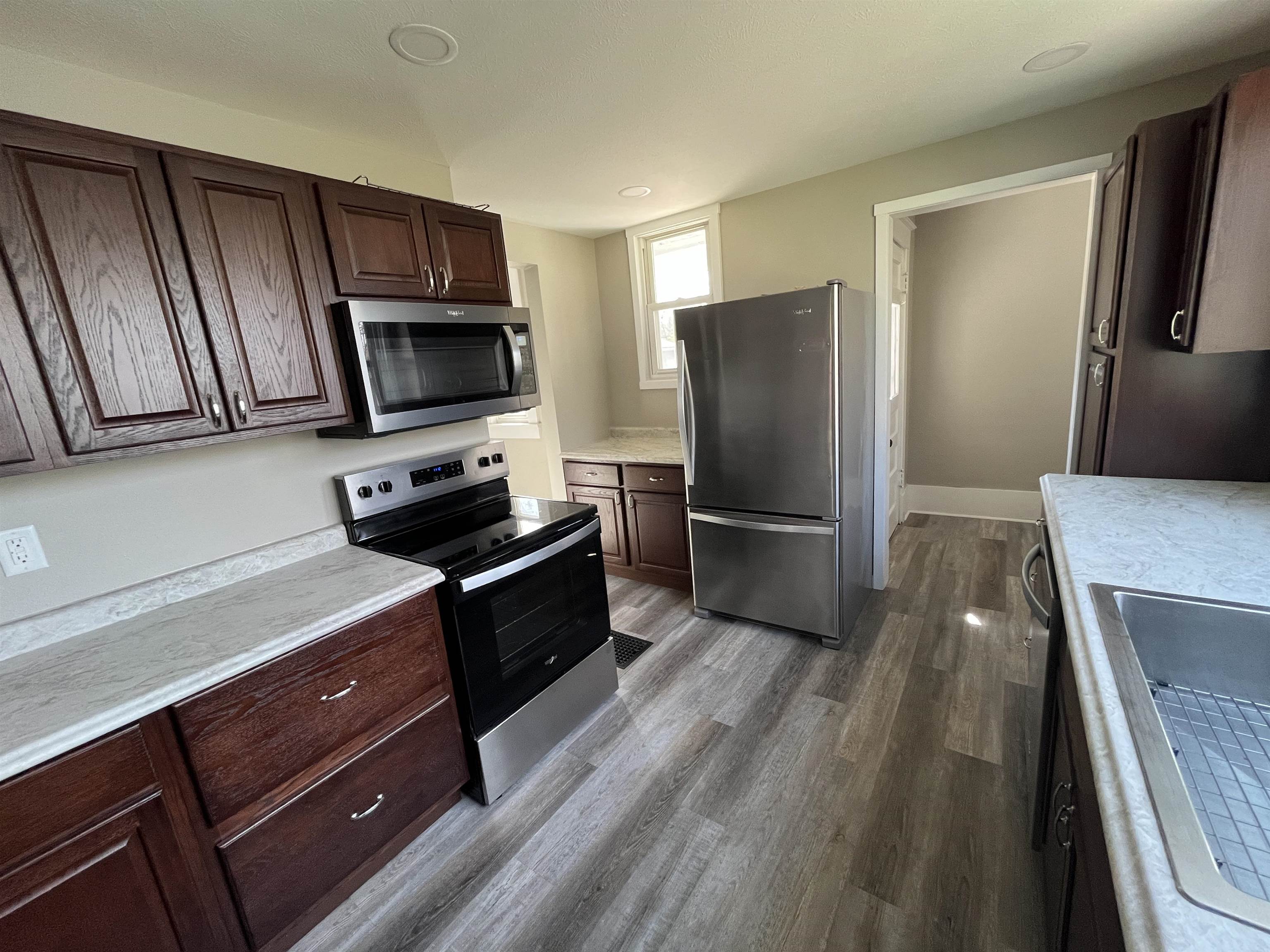 Norfolk, Nebraska 68701, United States, 3 Bedrooms Bedrooms, ,3 BathroomsBathrooms,Residential,Active,110393