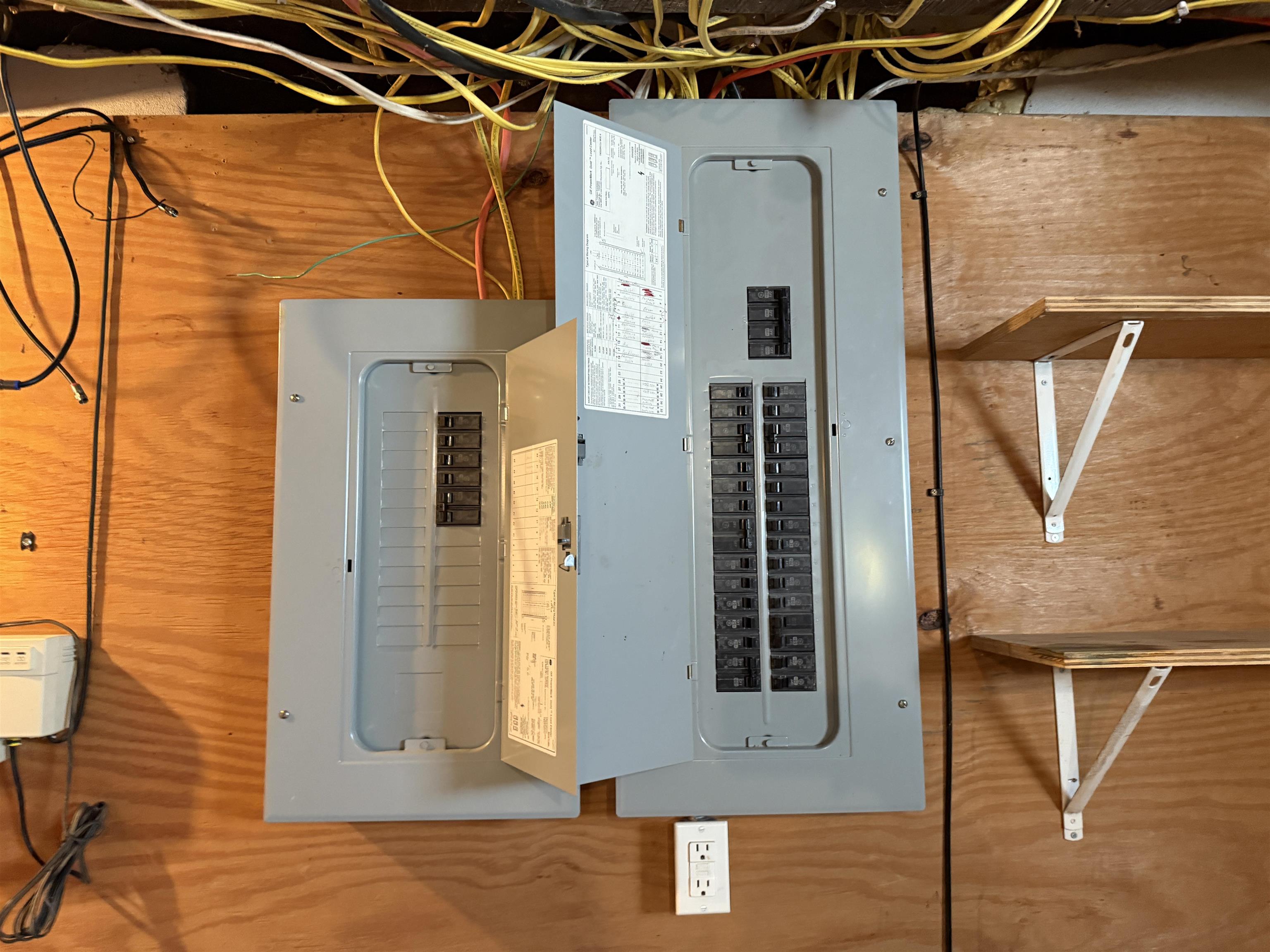 Plainview, Nebraska 68769, United States, 3 Bedrooms Bedrooms, ,3 BathroomsBathrooms,Residential,Active,239059