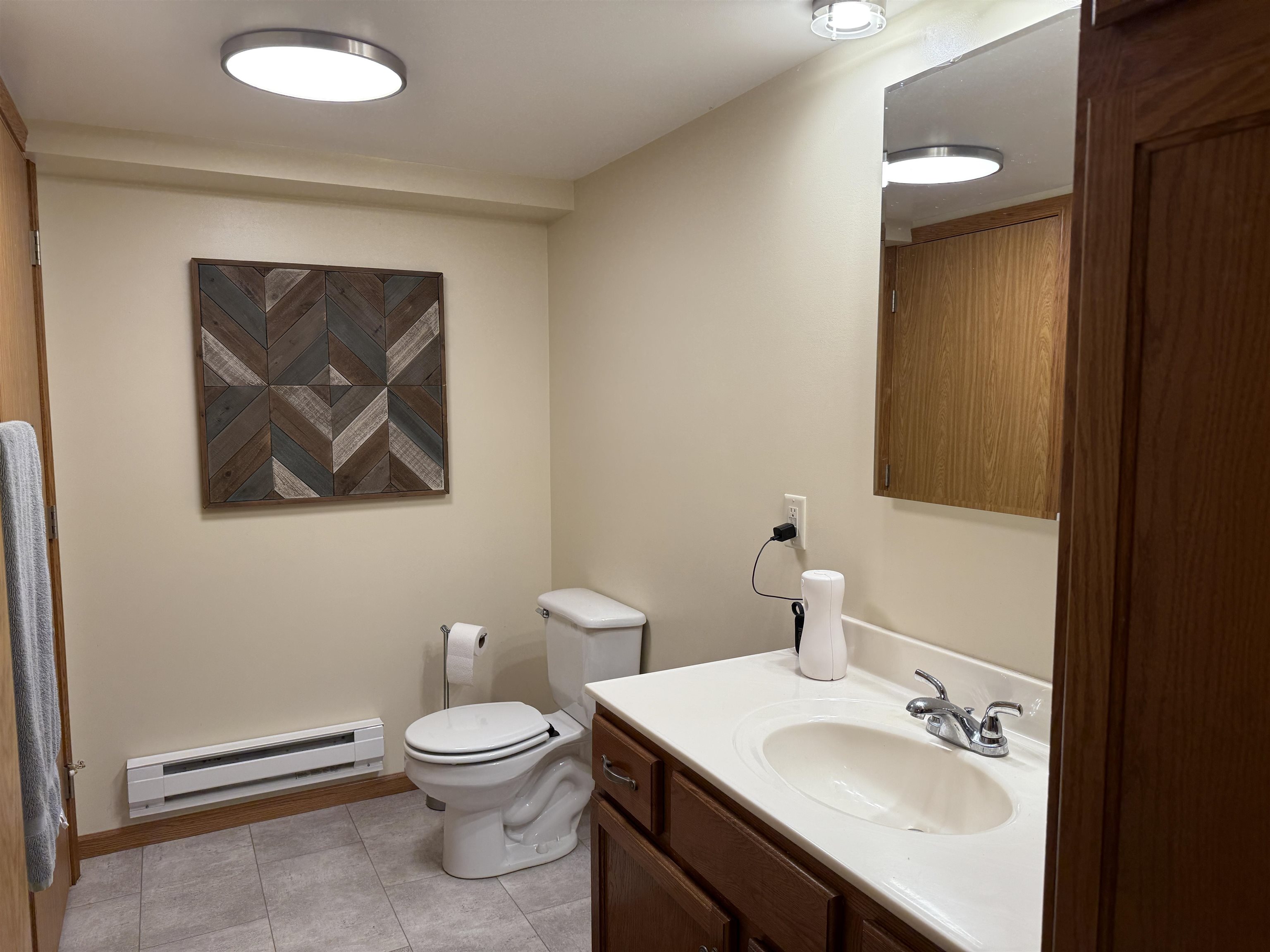 Norfolk, Nebraska 68701, United States, 3 Bedrooms Bedrooms, ,2 BathroomsBathrooms,Residential,Active,204761