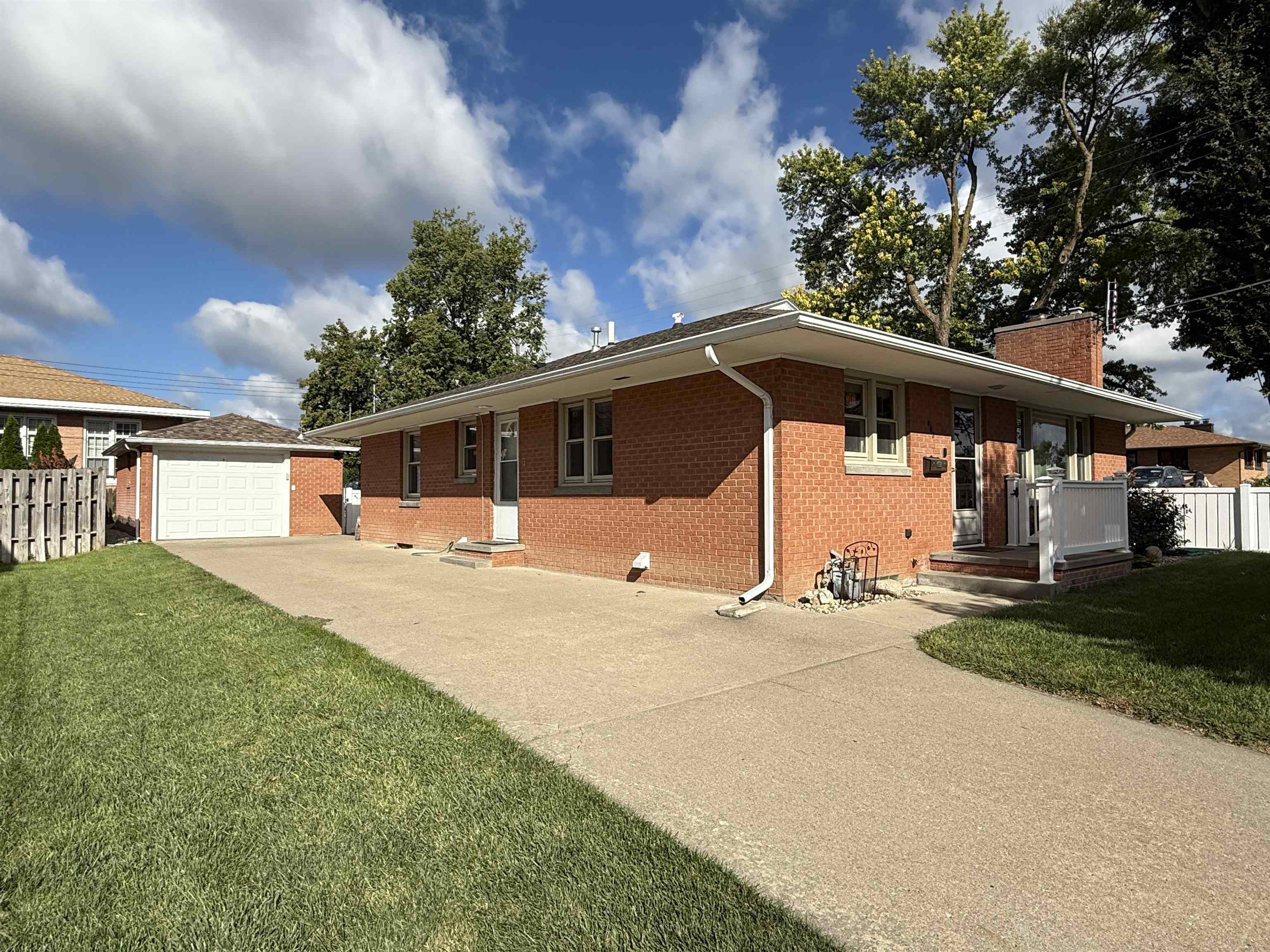 Norfolk, Nebraska 68701, United States, 3 Bedrooms Bedrooms, ,2 BathroomsBathrooms,Residential,Active,204761