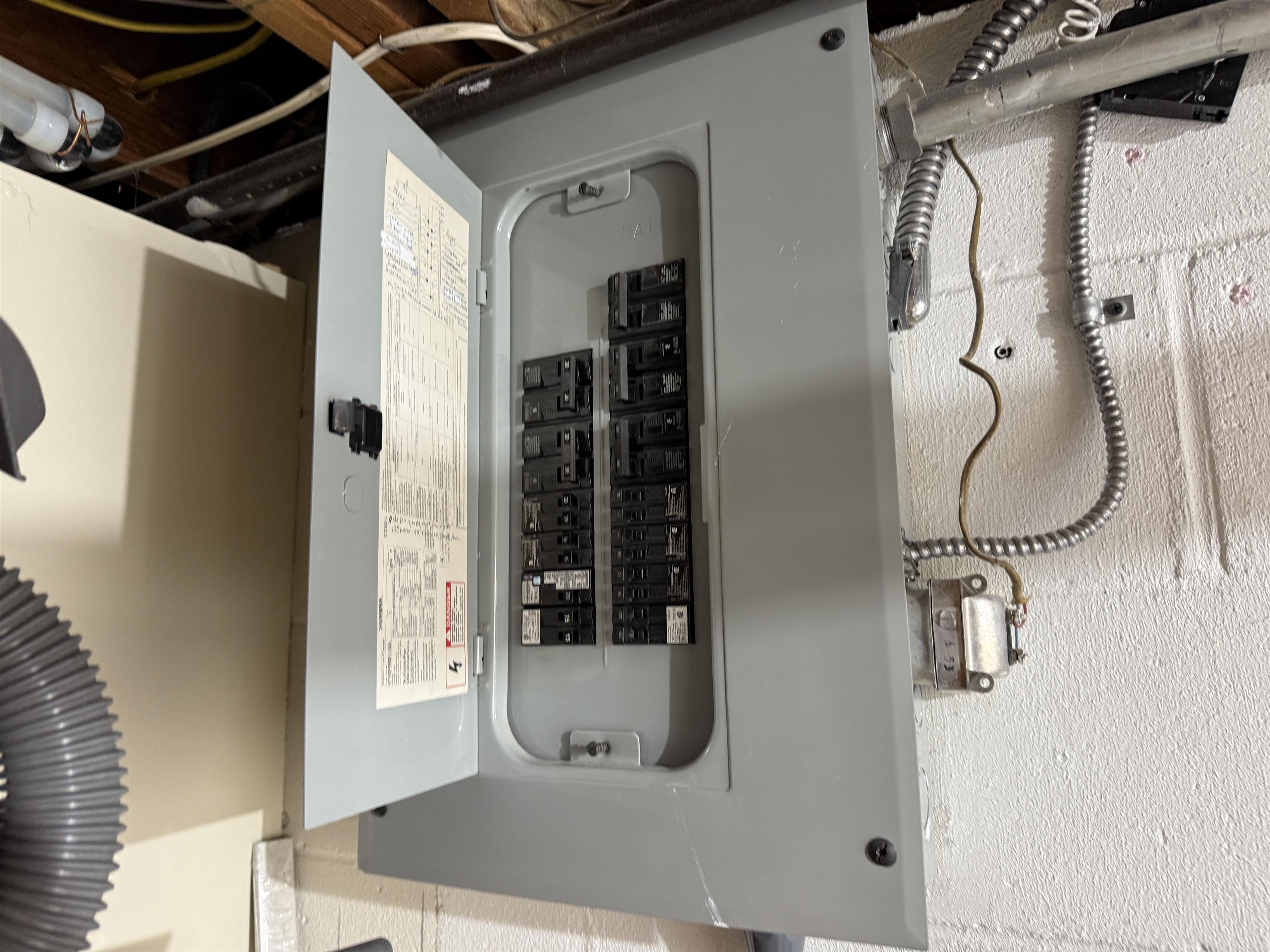 Norfolk, Nebraska 68701, United States, 3 Bedrooms Bedrooms, ,2 BathroomsBathrooms,Residential,Active,204761