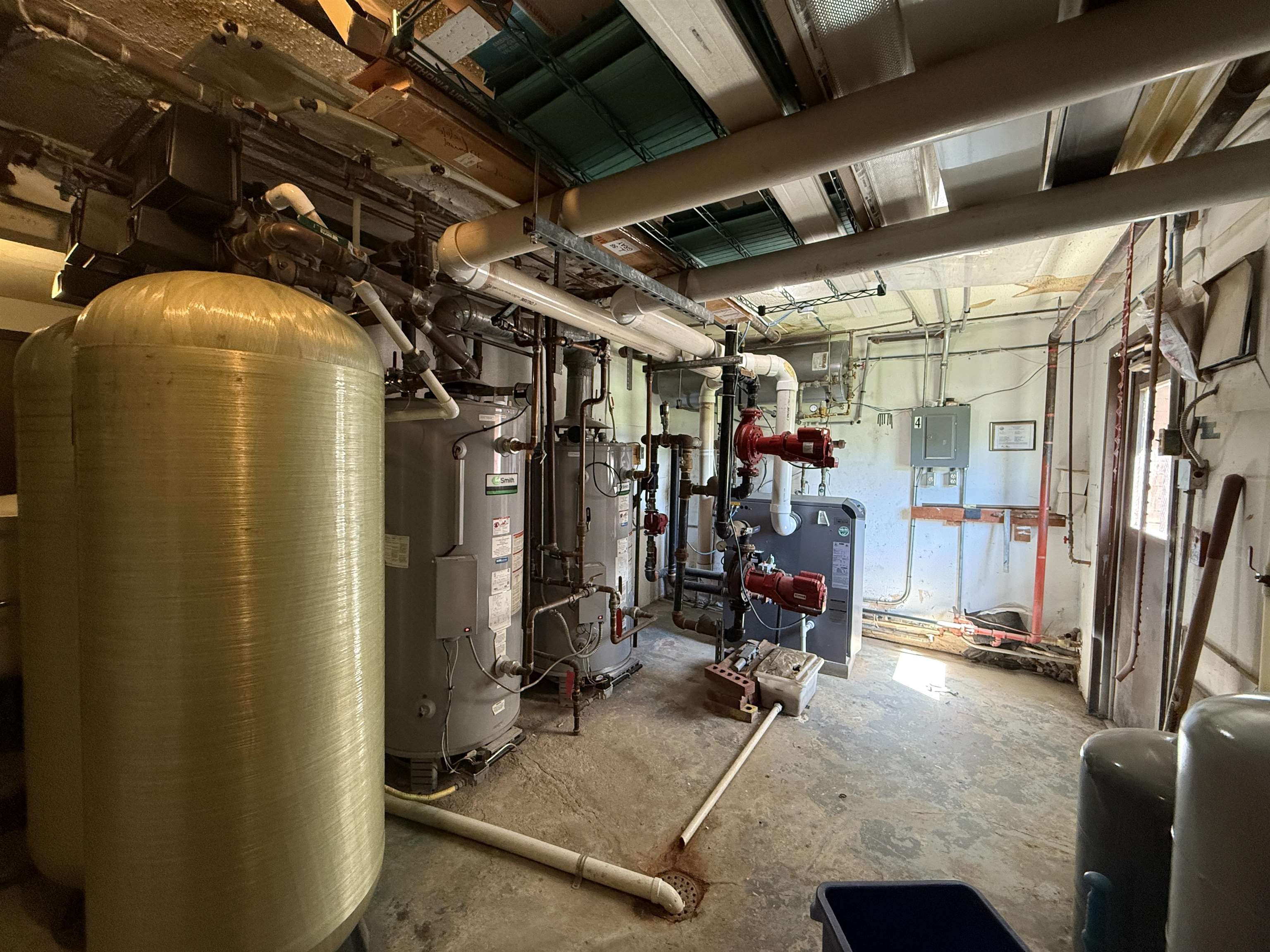 Laurel, Nebraska 68745, United States, 27 Bedrooms Bedrooms, ,35 BathroomsBathrooms,Residential,Active,210285