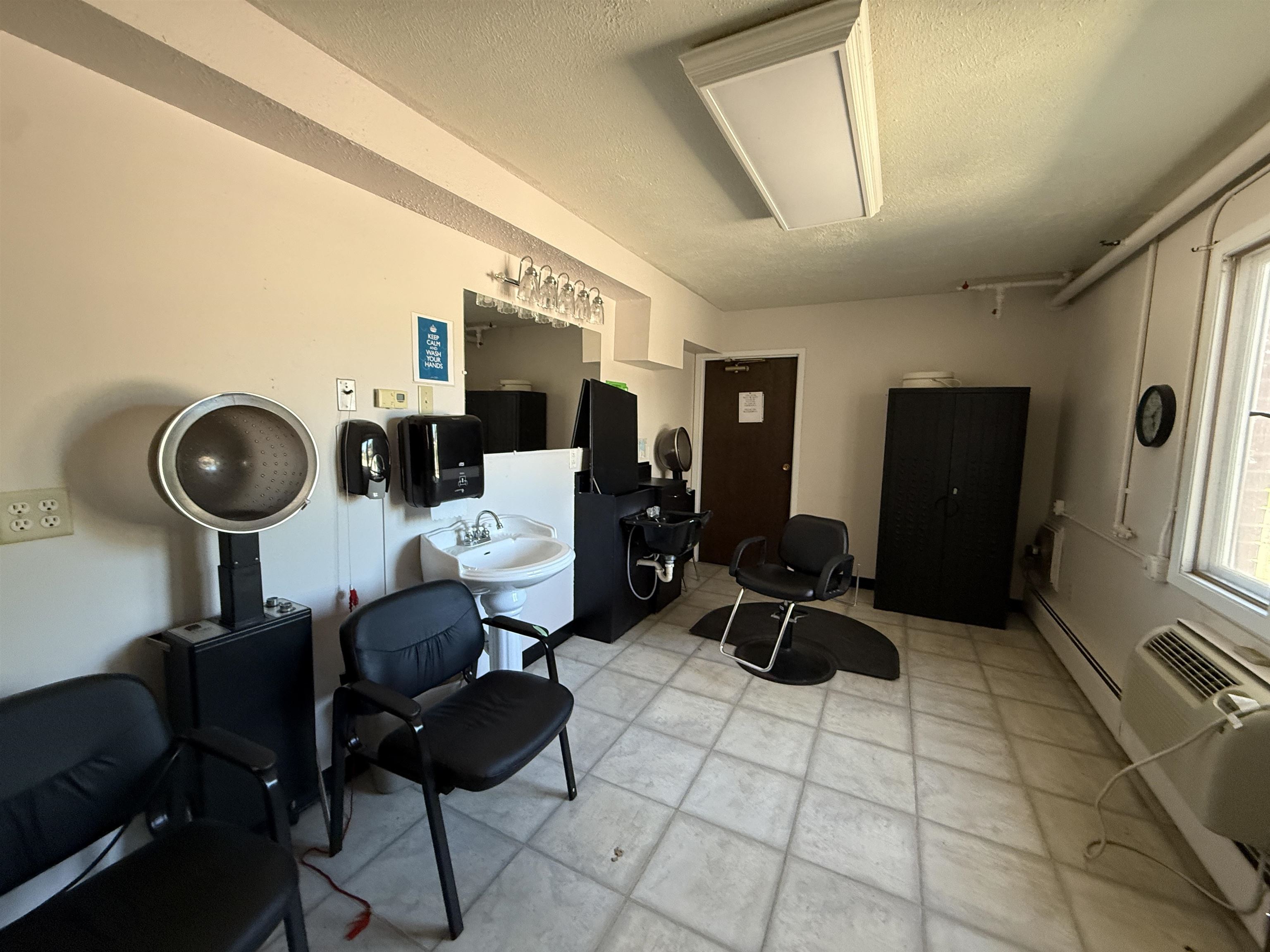 Laurel, Nebraska 68745, United States, 27 Bedrooms Bedrooms, ,35 BathroomsBathrooms,Residential,Active,210285