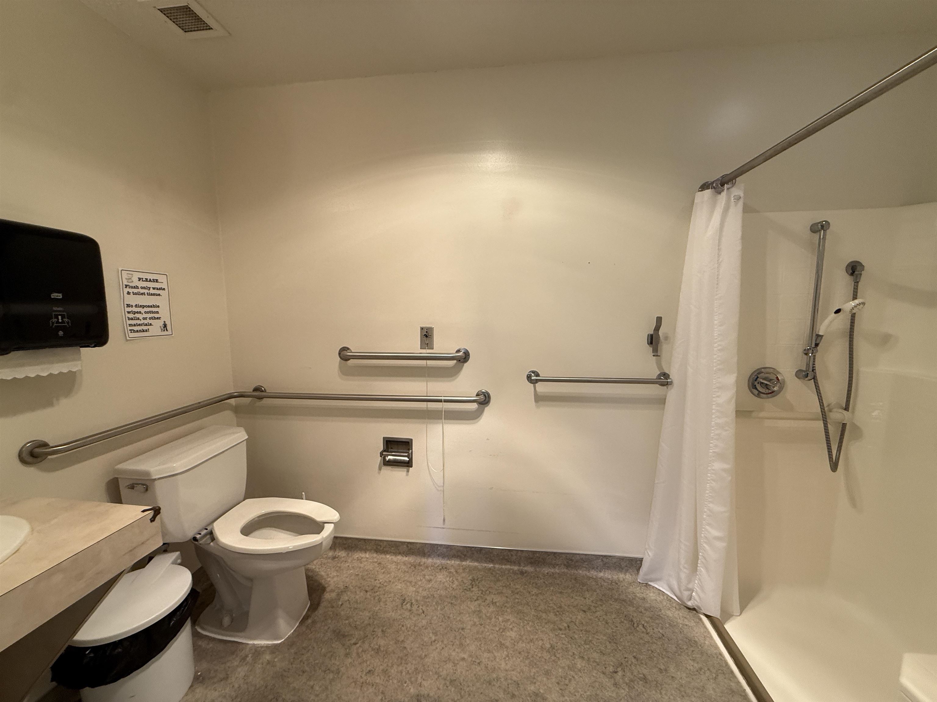 Laurel, Nebraska 68745, United States, 27 Bedrooms Bedrooms, ,35 BathroomsBathrooms,Residential,Active,210285