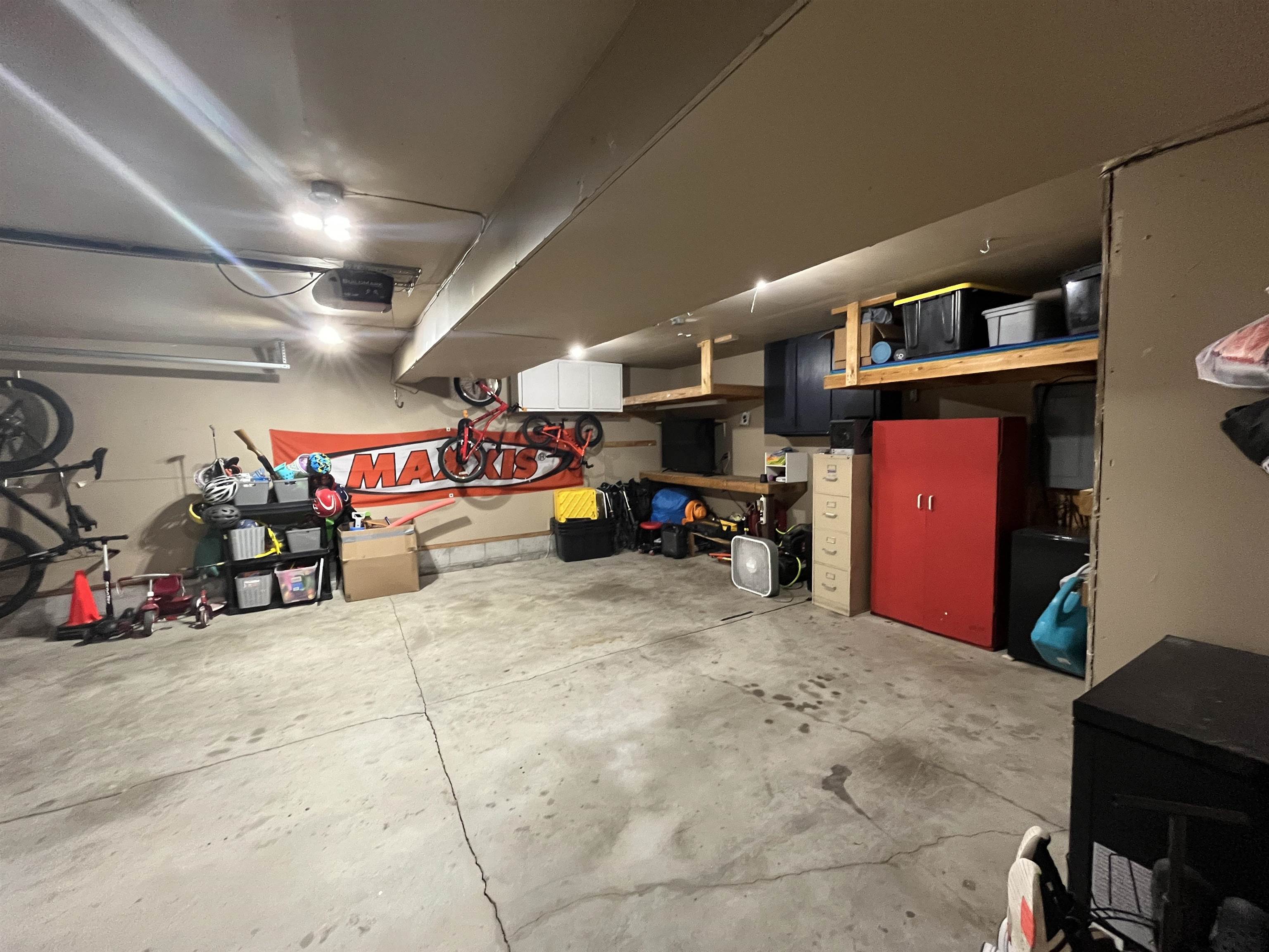 Norfolk, Nebraska 68701, United States, 3 Bedrooms Bedrooms, ,2 BathroomsBathrooms,Residential,Pending,146056