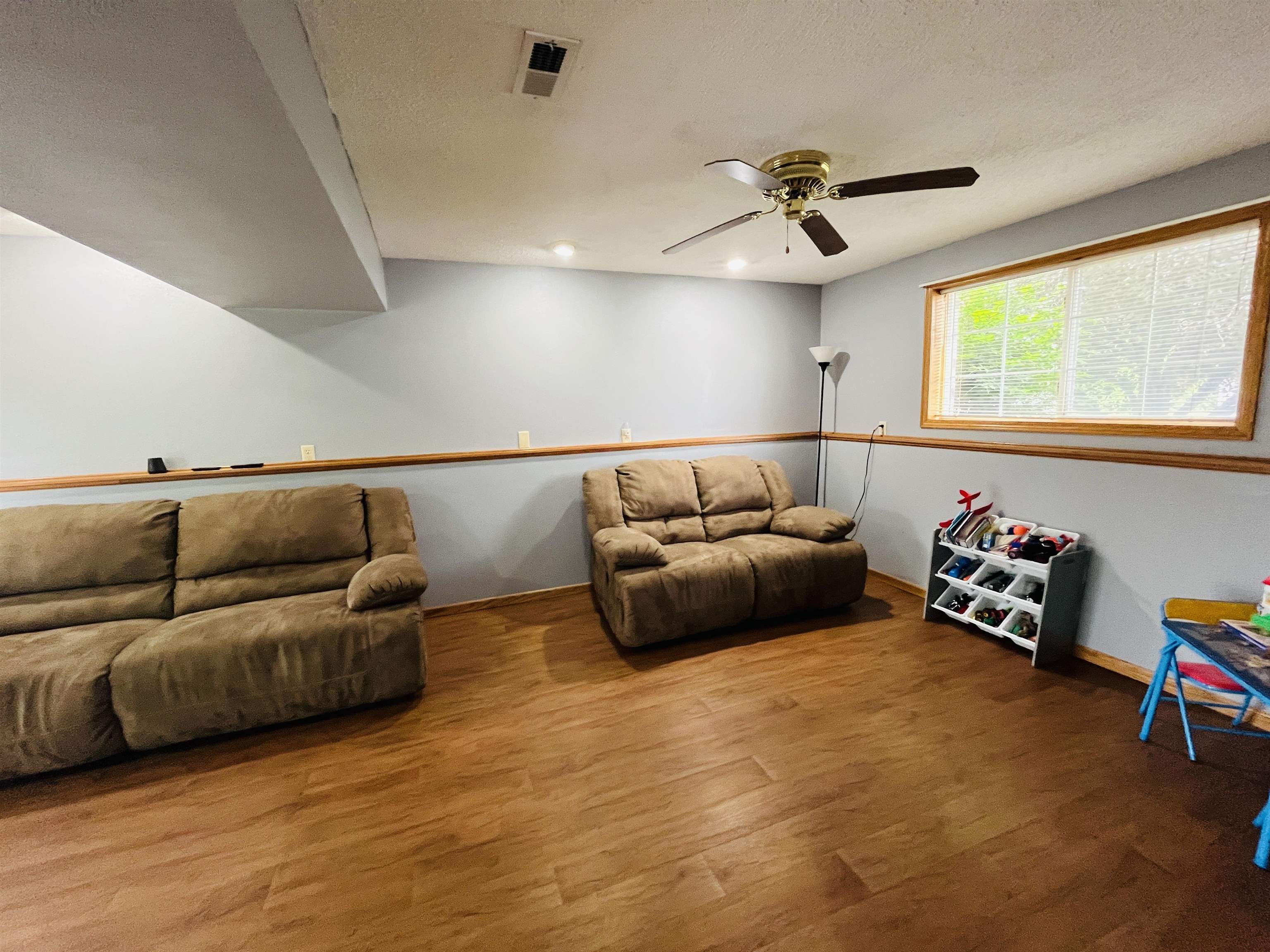 Norfolk, Nebraska 68701, United States, 3 Bedrooms Bedrooms, ,2 BathroomsBathrooms,Residential,Pending,146056