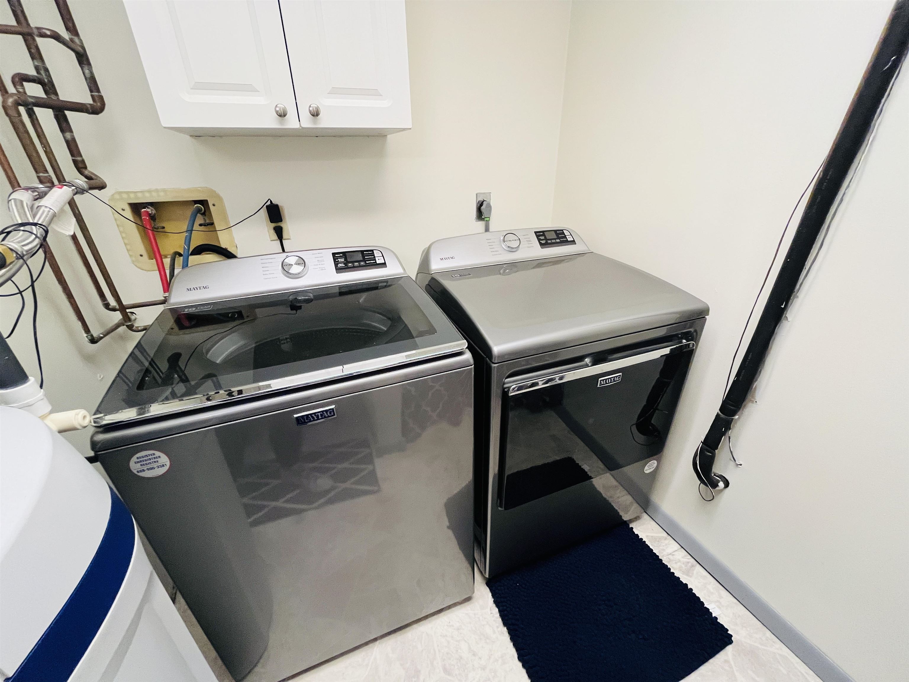 Norfolk, Nebraska 68701, United States, 3 Bedrooms Bedrooms, ,2 BathroomsBathrooms,Residential,Pending,146056