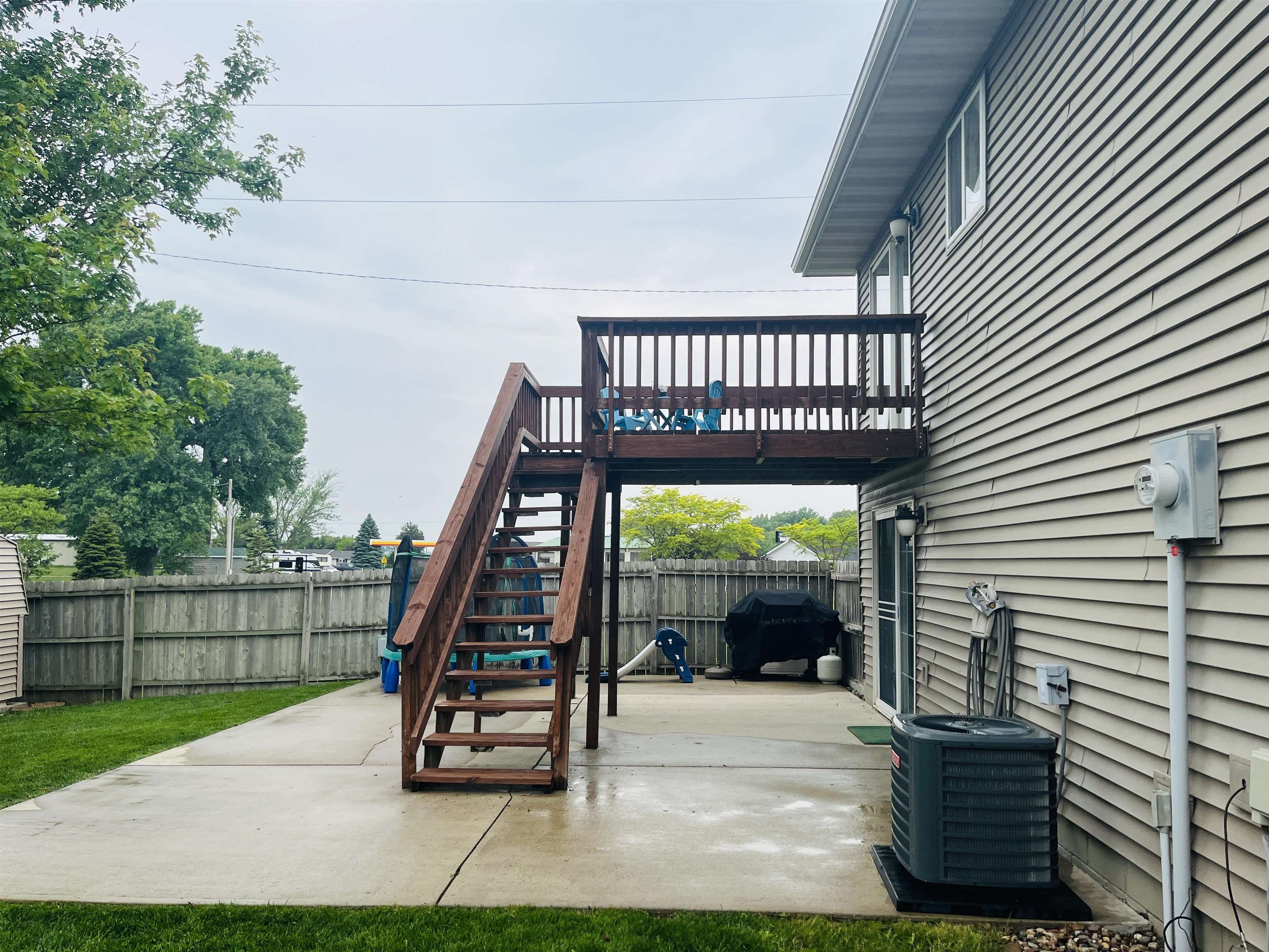 Norfolk, Nebraska 68701, United States, 3 Bedrooms Bedrooms, ,2 BathroomsBathrooms,Residential,Pending,146056