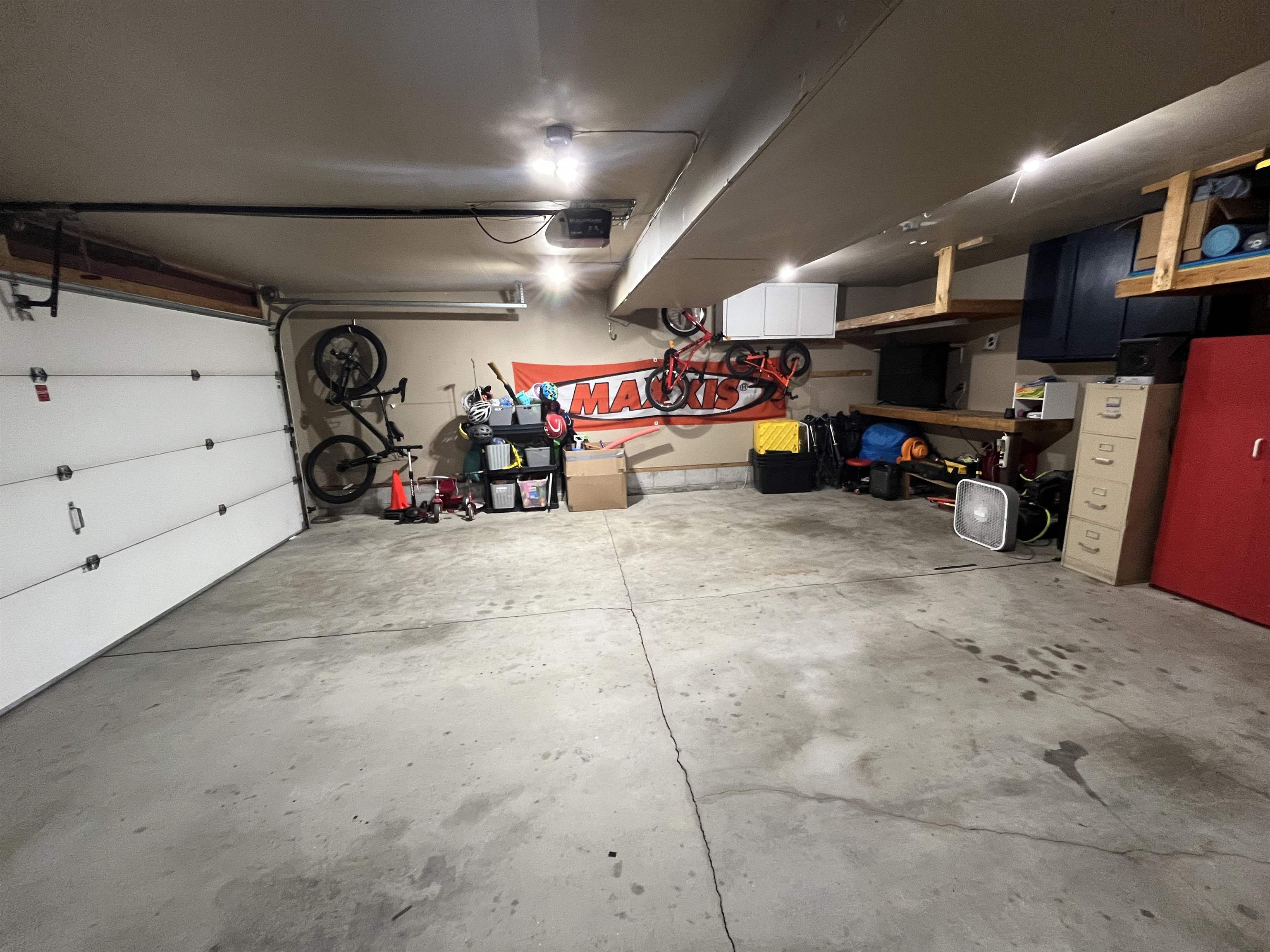 Norfolk, Nebraska 68701, United States, 3 Bedrooms Bedrooms, ,2 BathroomsBathrooms,Residential,Pending,146056