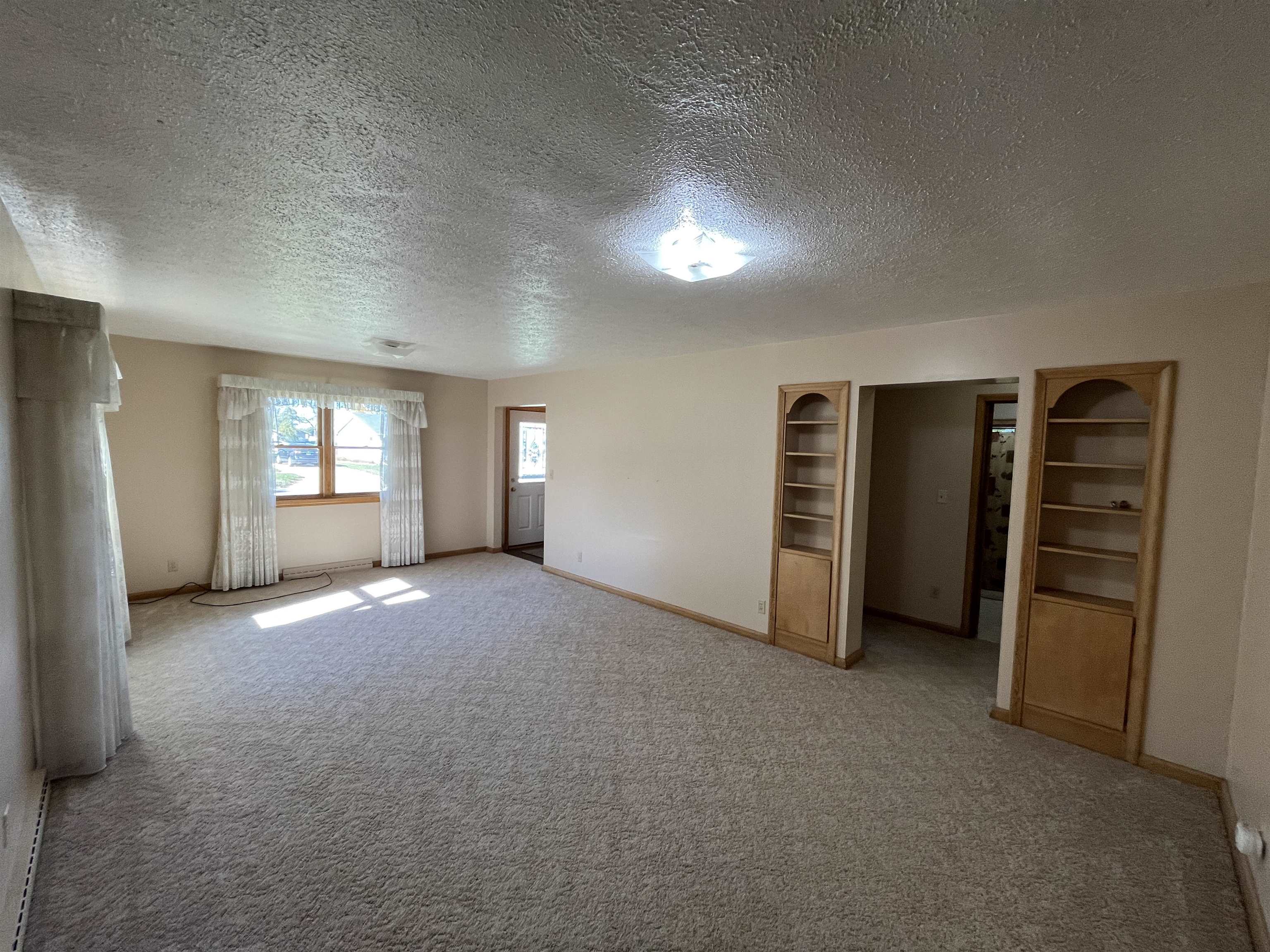 Plainview, Nebraska 68769, United States, 2 Bedrooms Bedrooms, ,2 BathroomsBathrooms,Residential,Active,235413