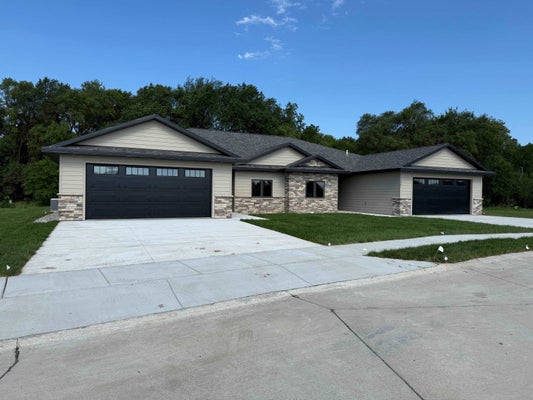1509 REGENCY CIR N, NORFOLK, NE 68701 - Image e684e0d81453021774f1c3dfd22c84e1/1694624072