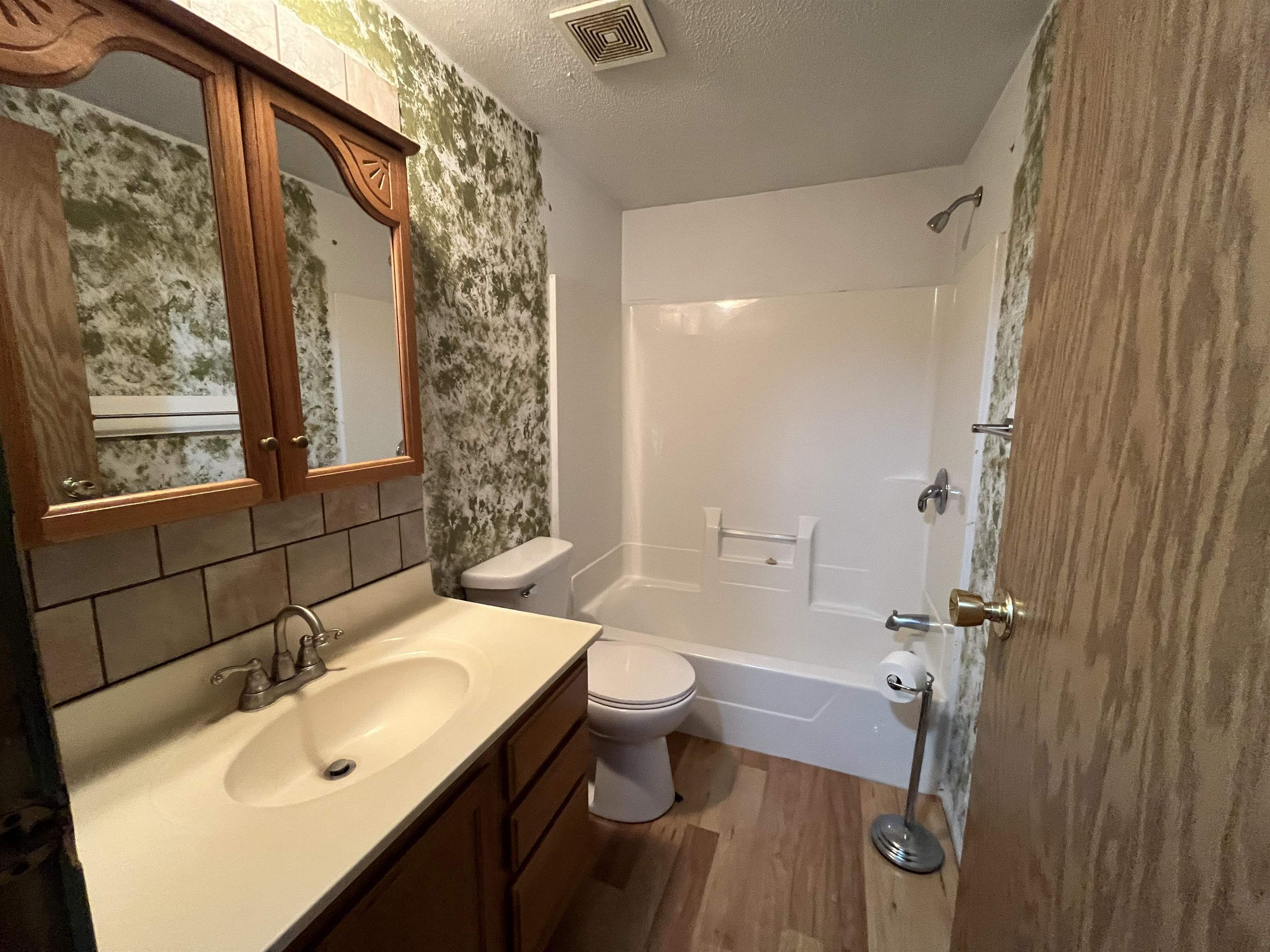 Pierce, Nebraska 68767, United States, 3 Bedrooms Bedrooms, ,2 BathroomsBathrooms,Residential,Active,715