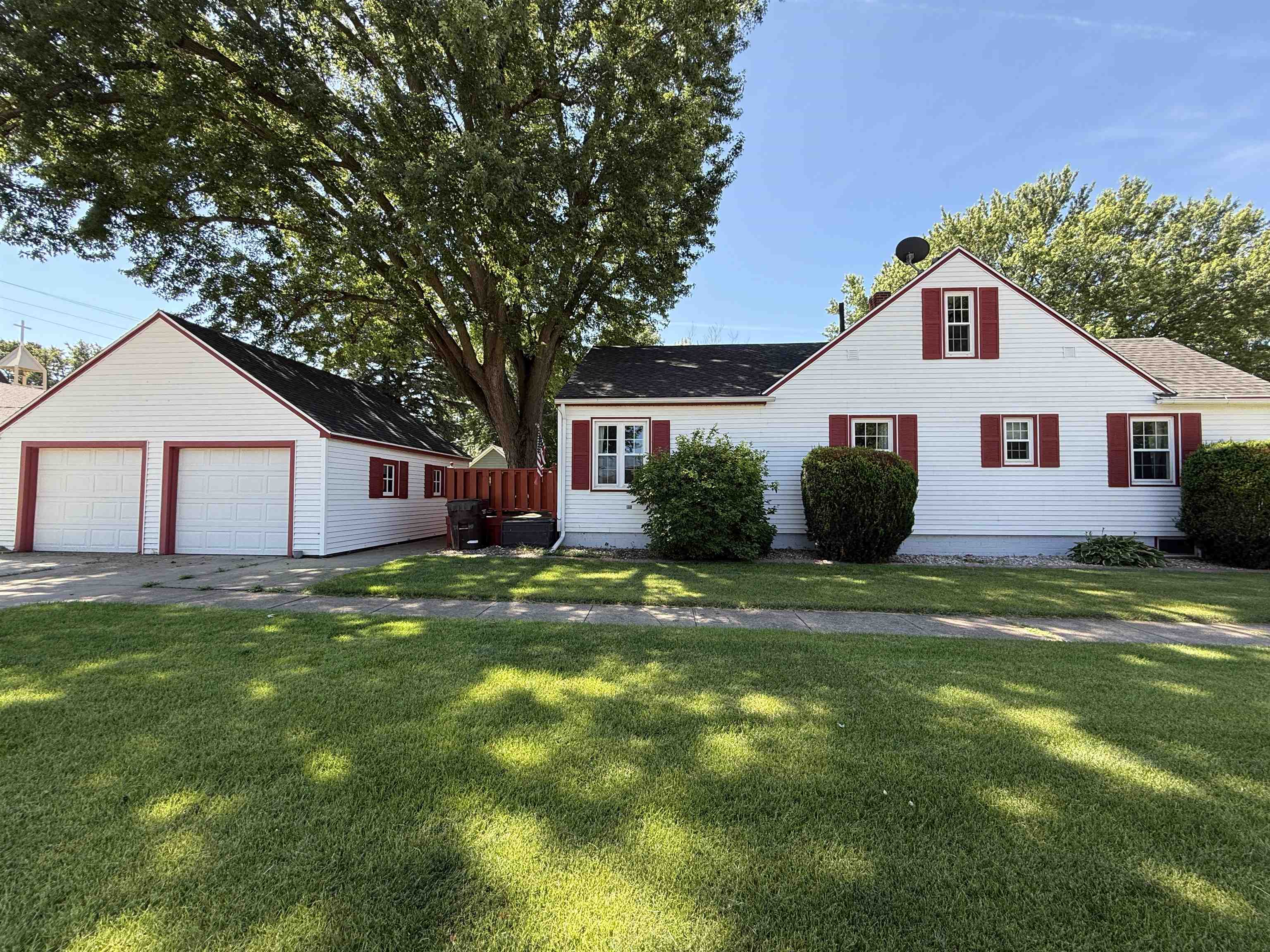 Plainview, Nebraska 68769, United States, 3 Bedrooms Bedrooms, ,3 BathroomsBathrooms,Residential,Active,170304