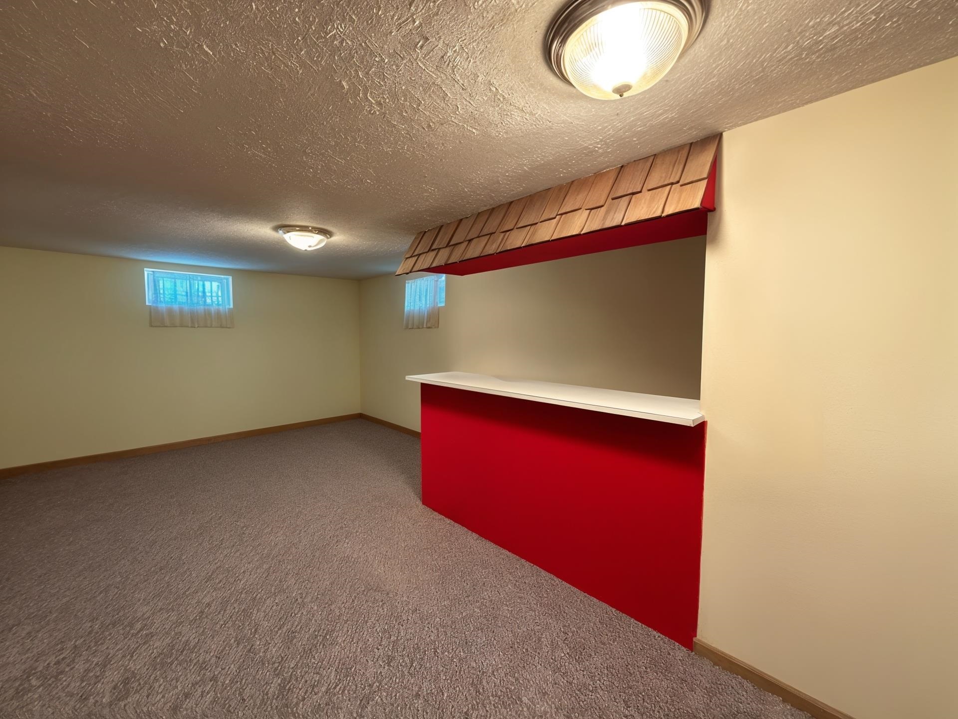 Plainview, Nebraska 68769, United States, 3 Bedrooms Bedrooms, ,3 BathroomsBathrooms,Residential,Active,170304