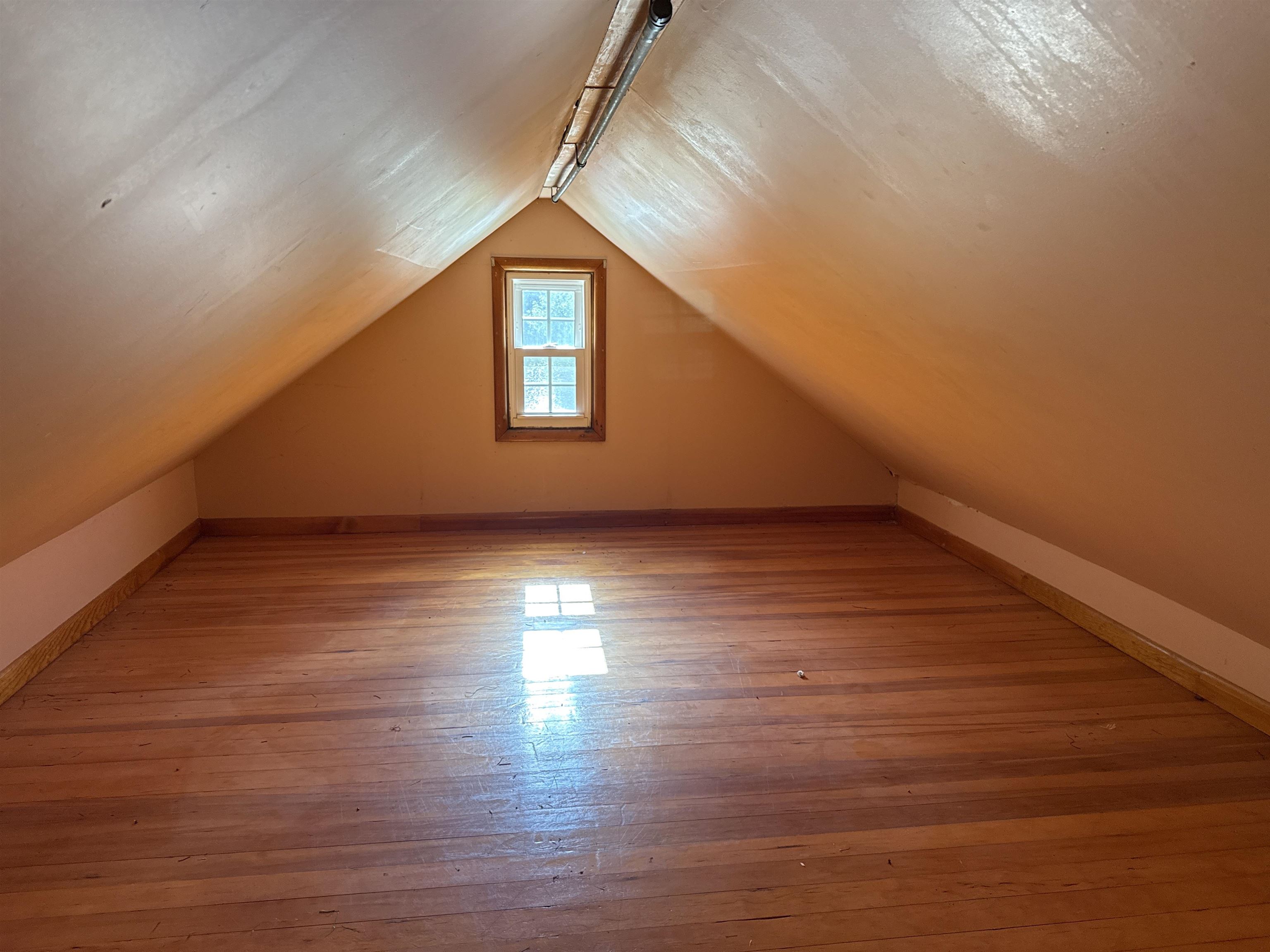 Plainview, Nebraska 68769, United States, 3 Bedrooms Bedrooms, ,3 BathroomsBathrooms,Residential,Active,170304