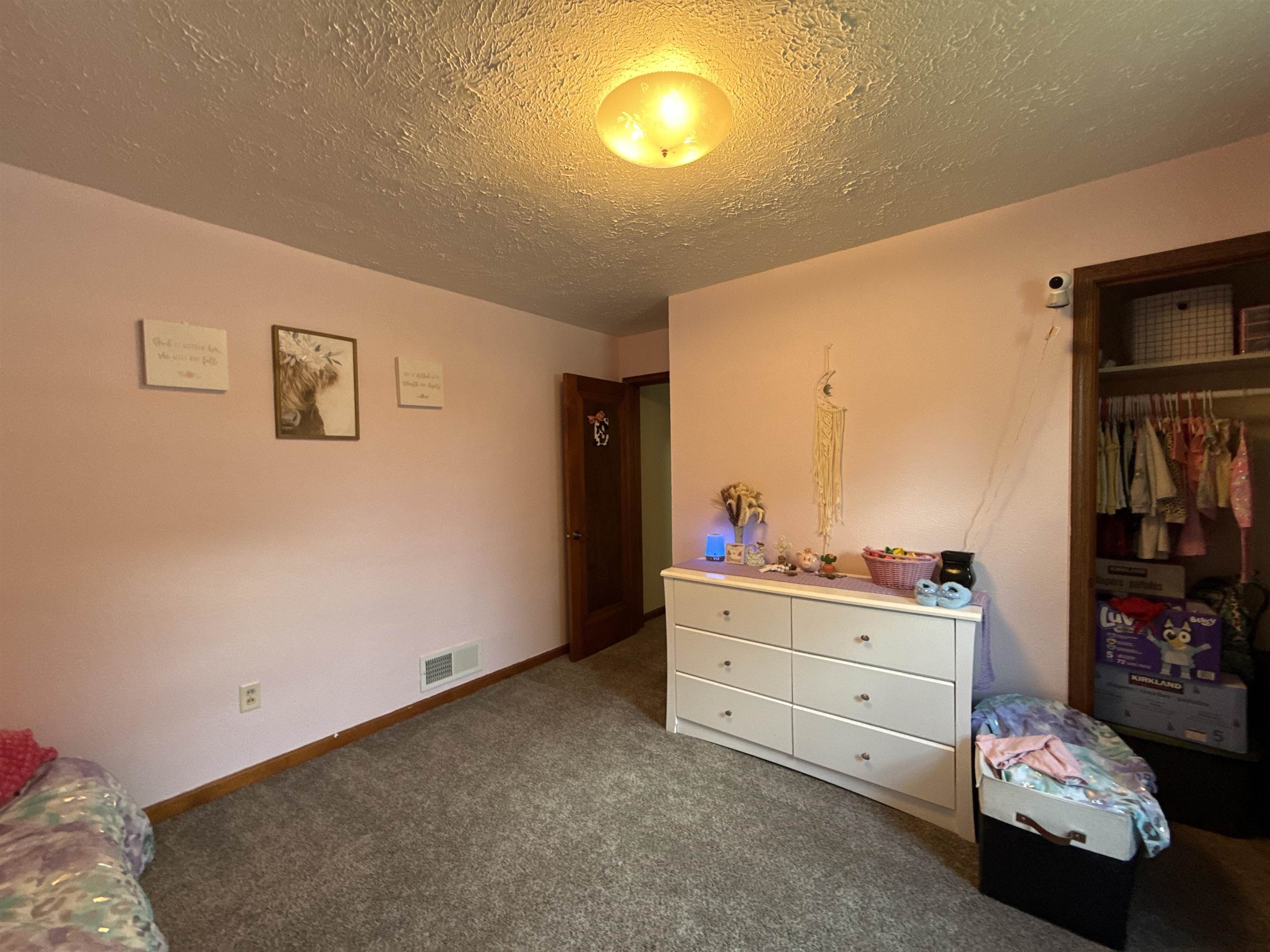 Plainview, Nebraska 68769, United States, 3 Bedrooms Bedrooms, ,3 BathroomsBathrooms,Residential,Active,170304