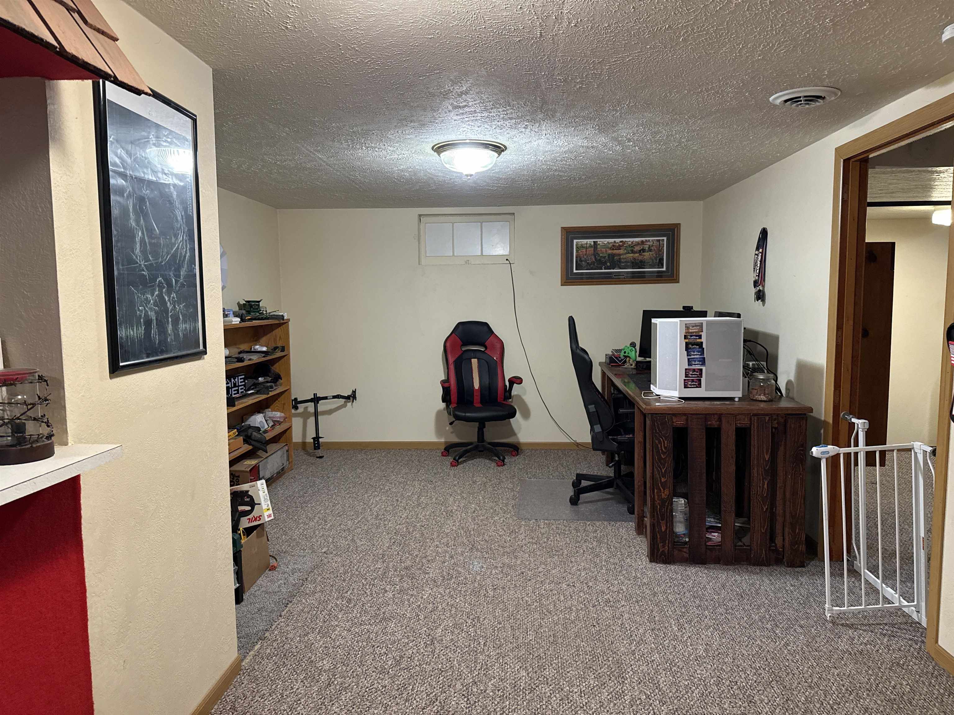 Plainview, Nebraska 68769, United States, 3 Bedrooms Bedrooms, ,3 BathroomsBathrooms,Residential,Active,170304