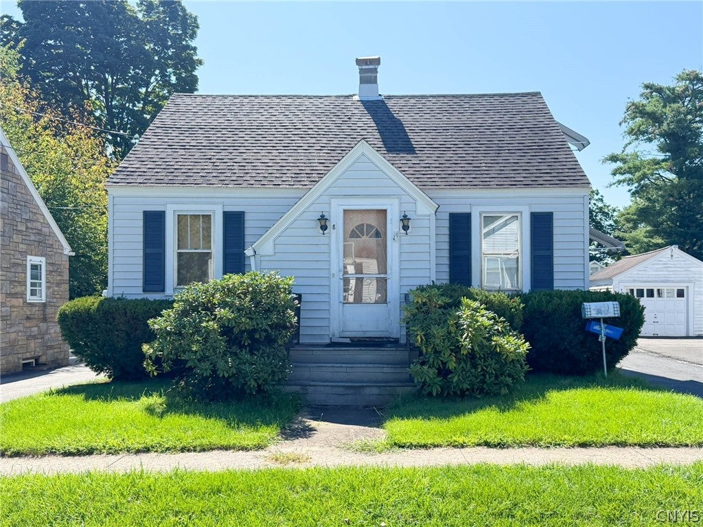 Photo of 8 Dexter Street, Whitestown, NY 13492 (MLS # S1709473)